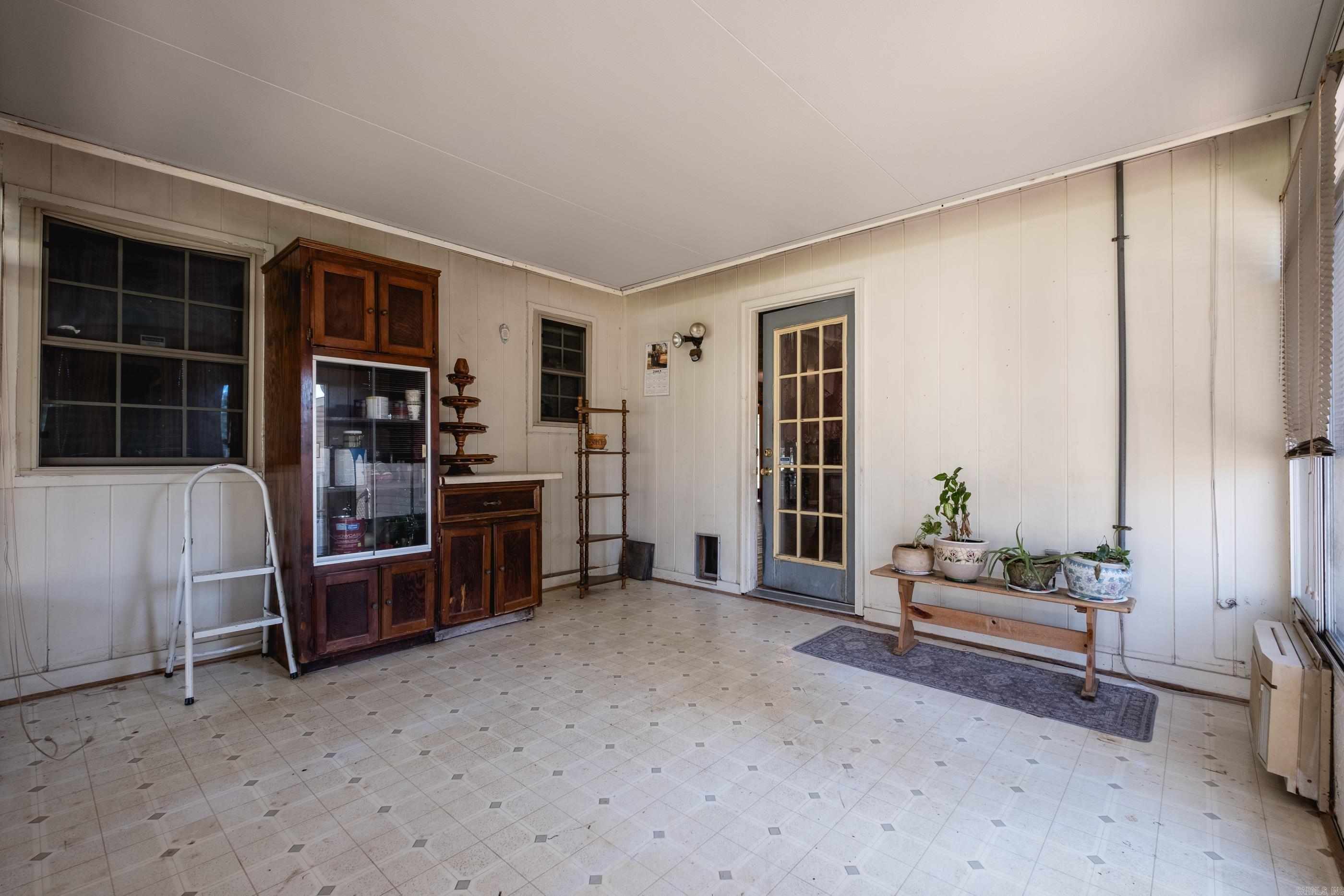 North Hills Manor - Residential