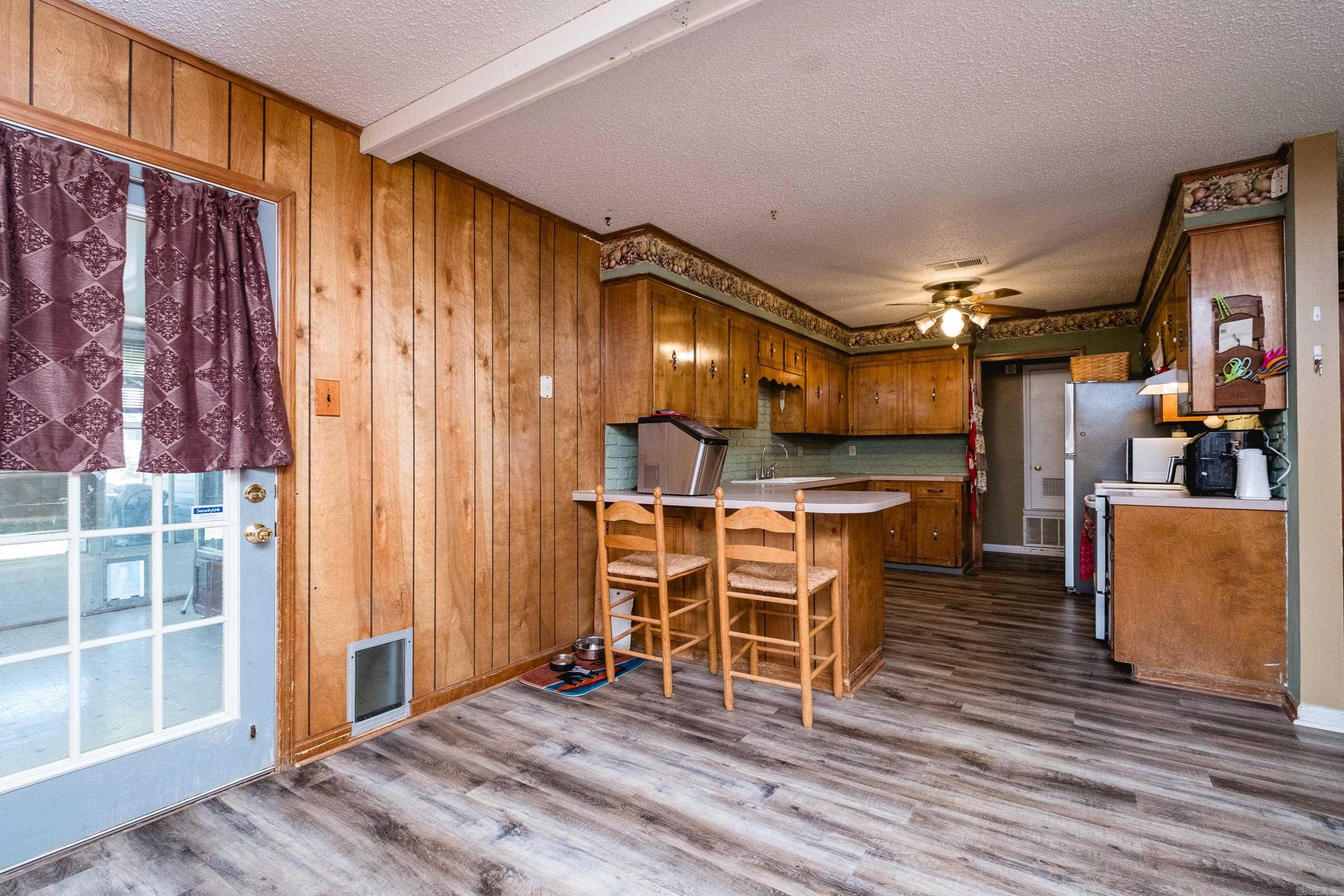 North Hills Manor - Residential