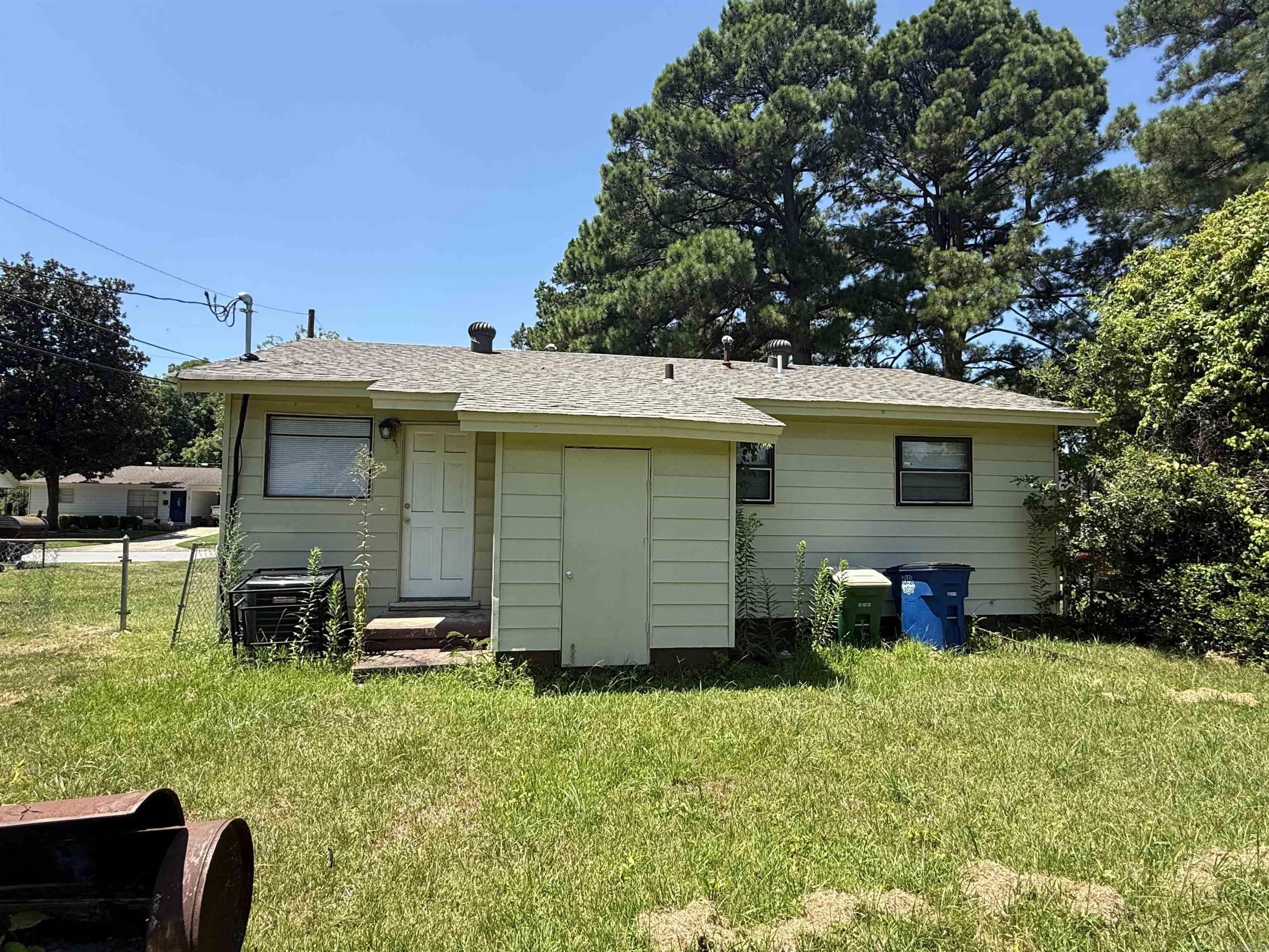 MEADOW PARK - Residential