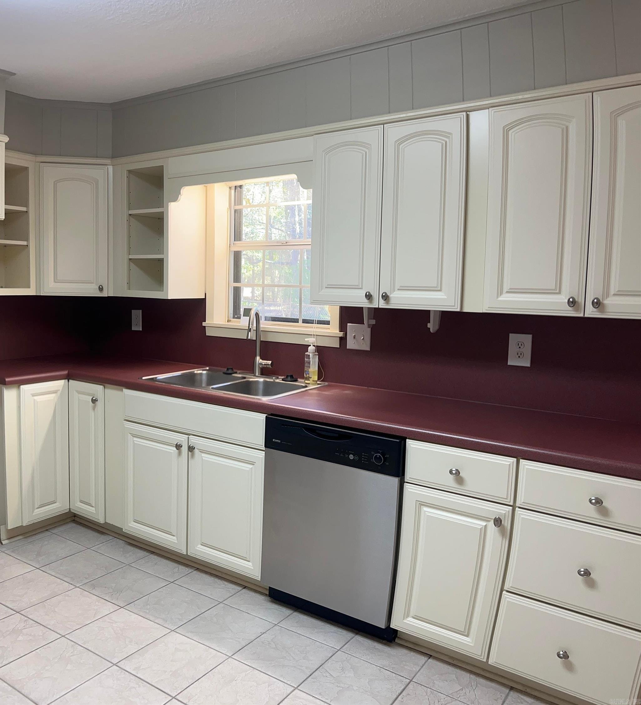 Mike Berg Lake - Residential