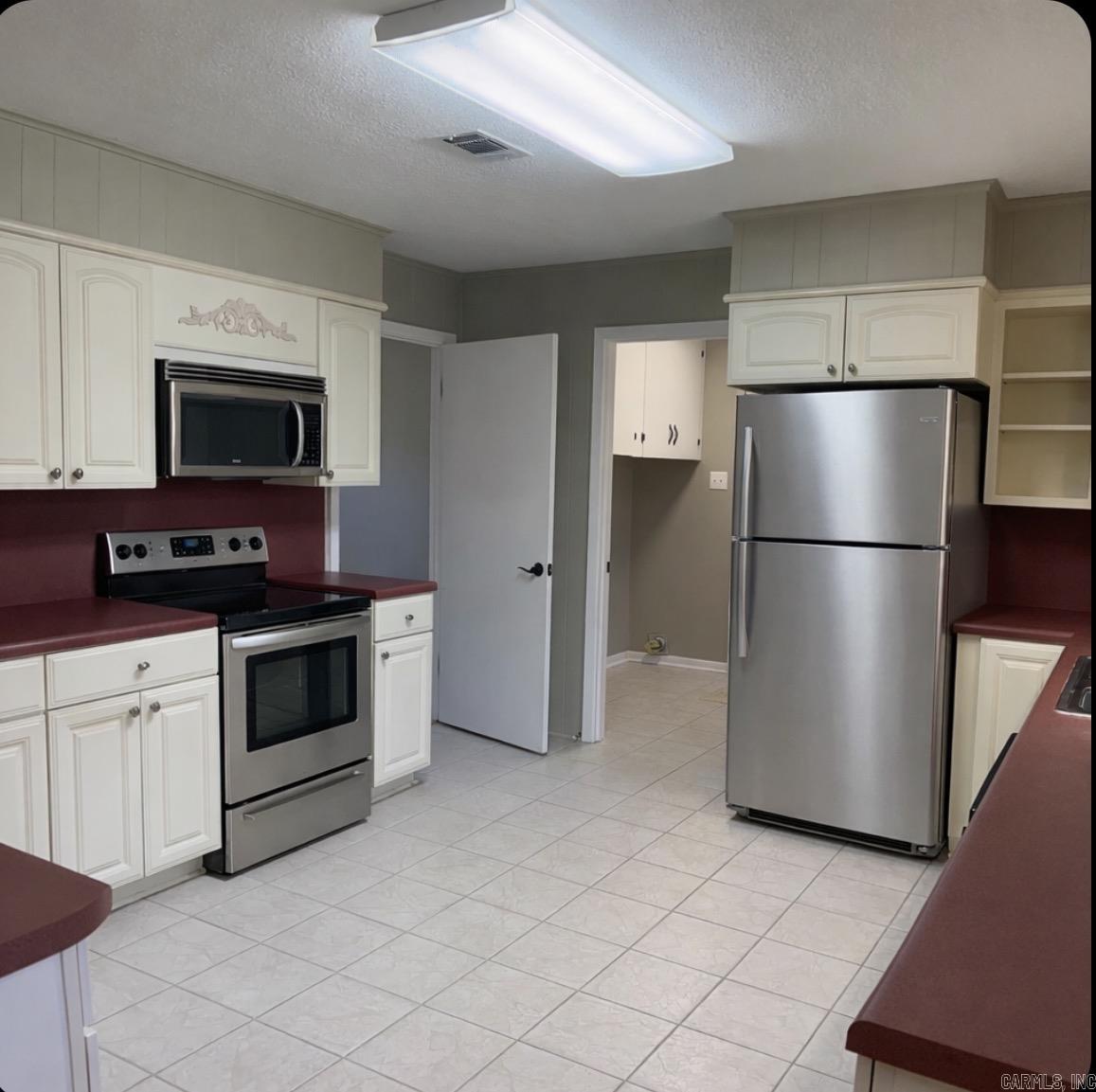 Mike Berg Lake - Residential