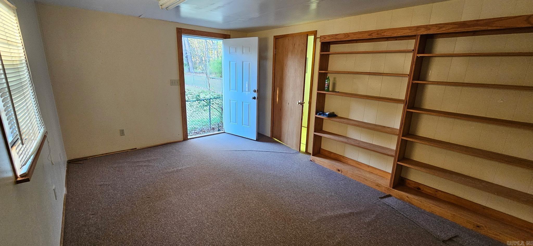 Mike Berg Lake - Residential