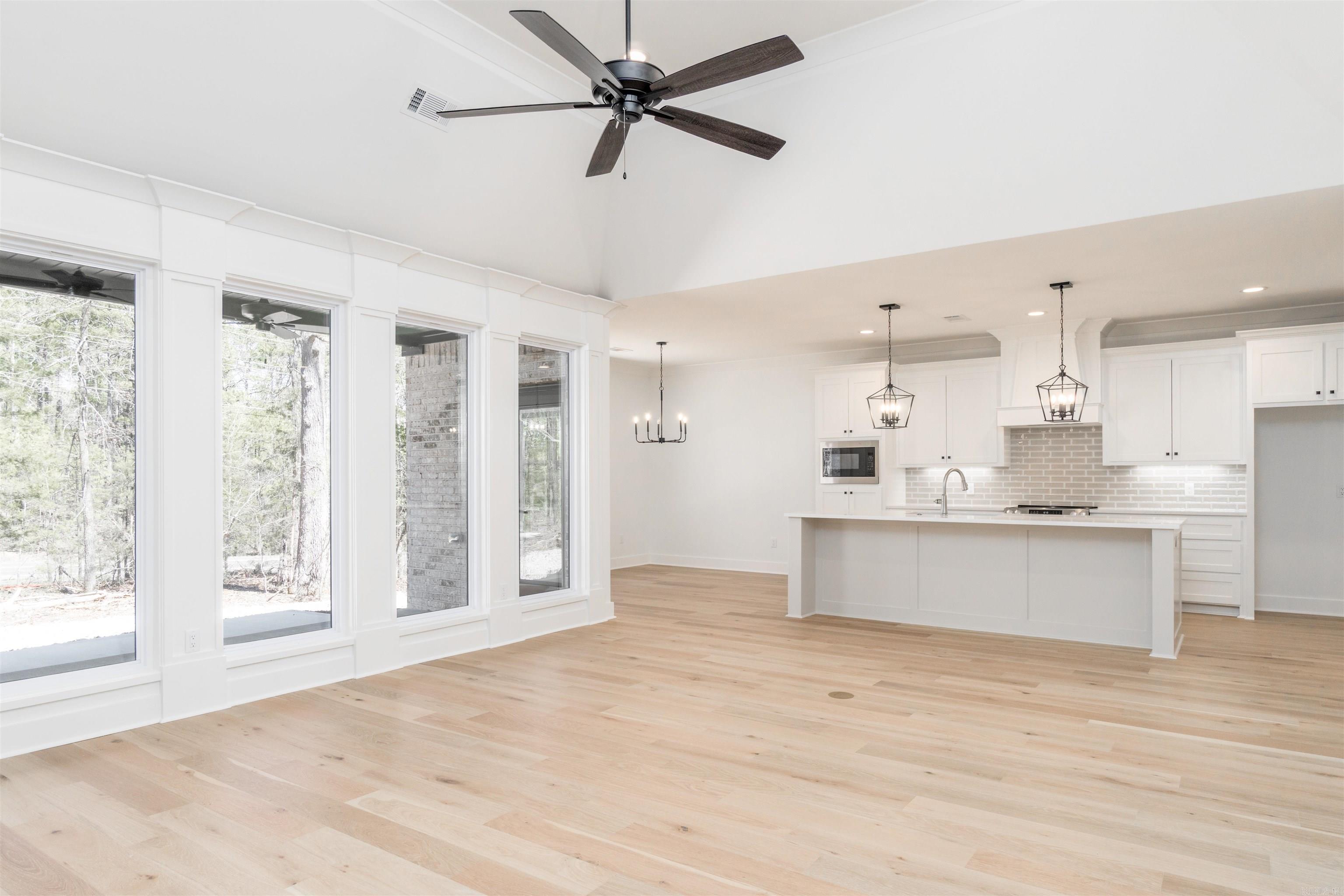 PACIFICA - Residential