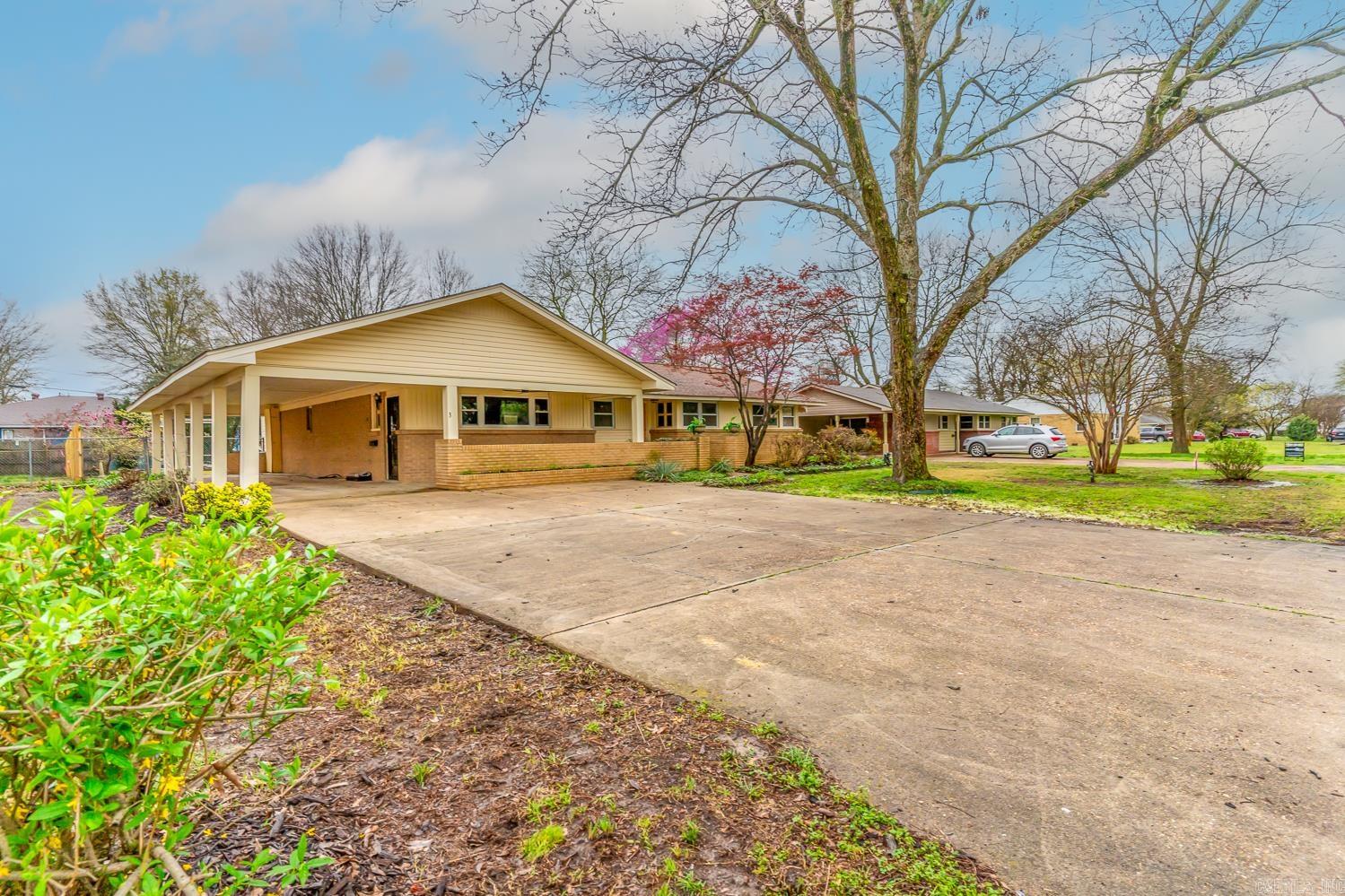 R L DAVIS - Residential