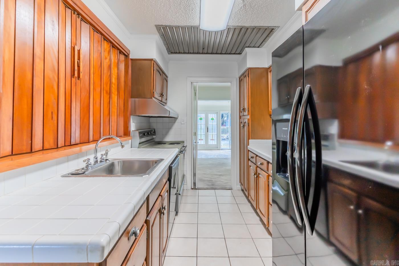 R L DAVIS - Residential