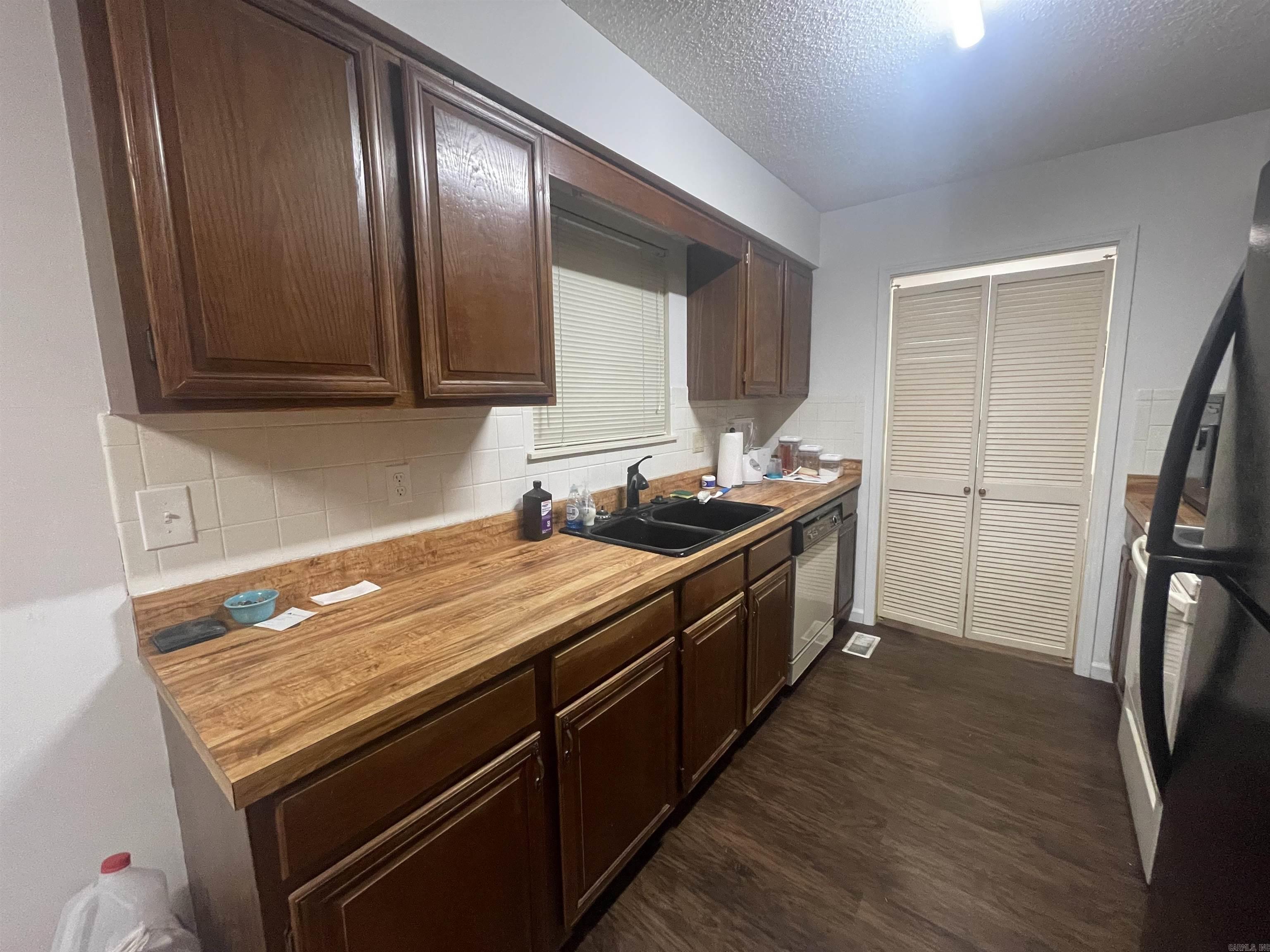 Chelsea Glake - Residential