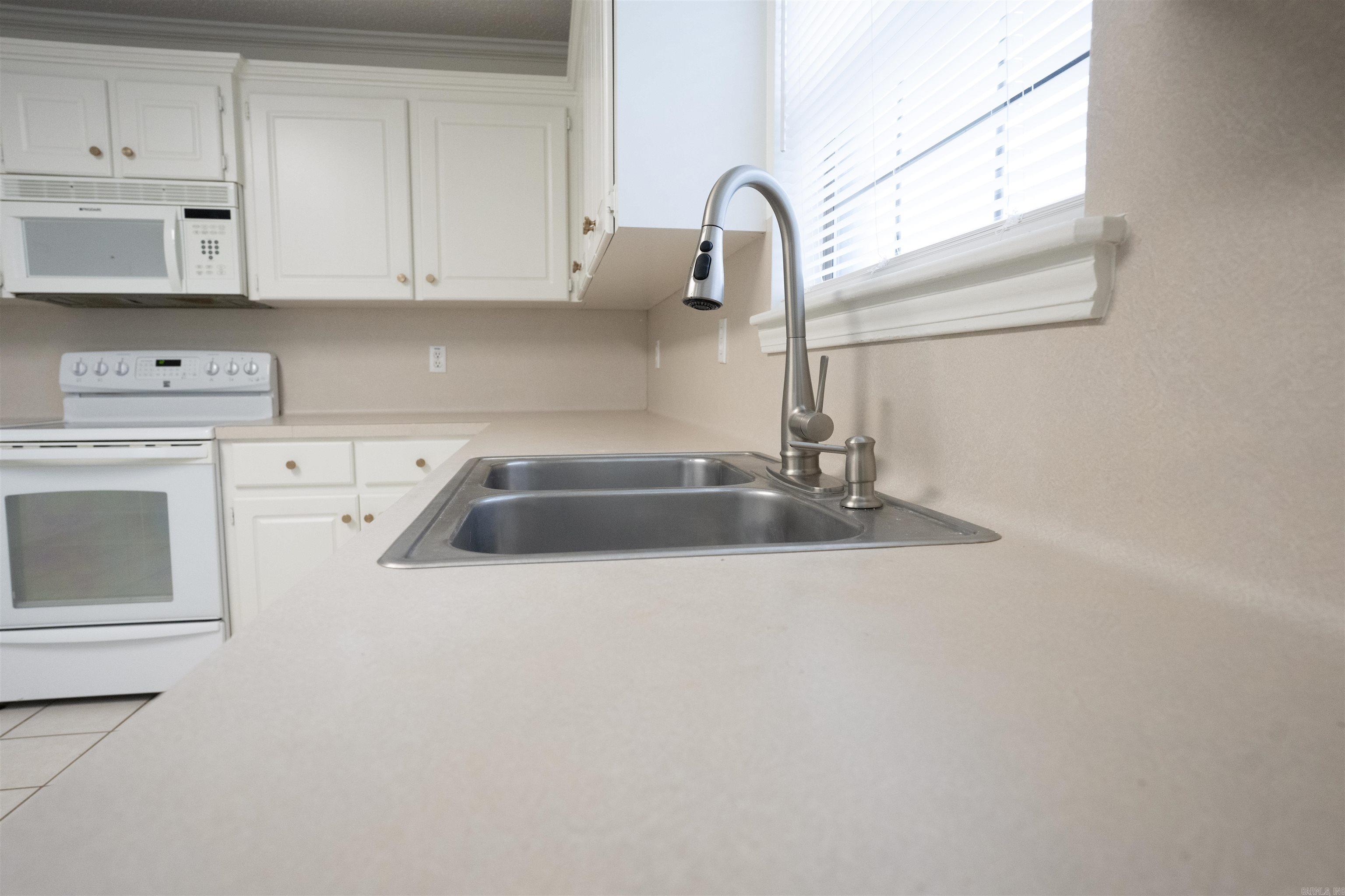 ROBINWOOD - Residential