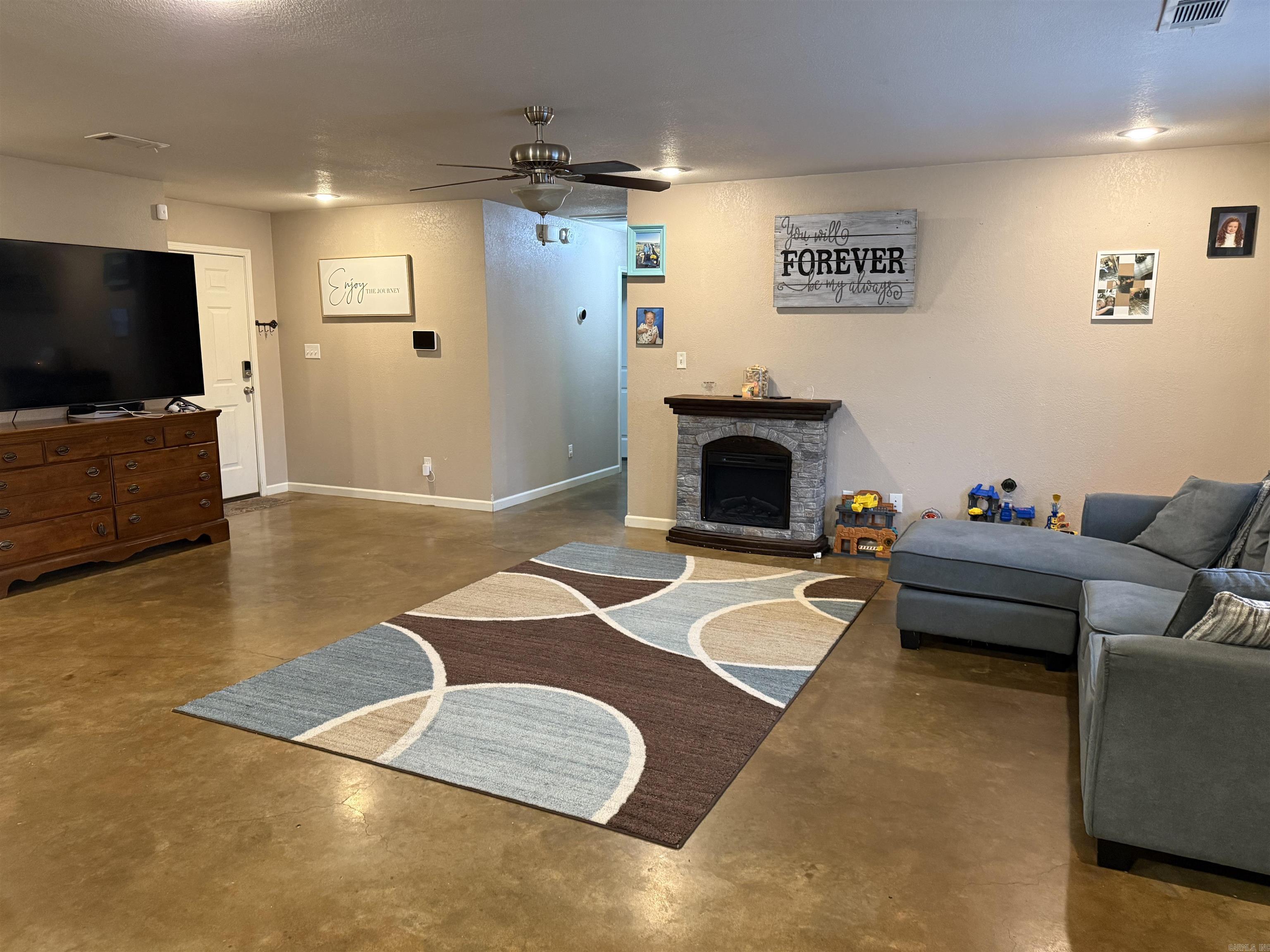 Donlee Ridge - Residential