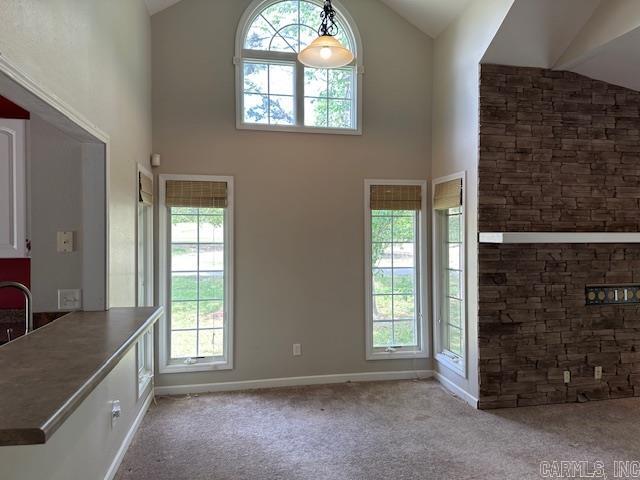 CASTLE RIDGE - Residential