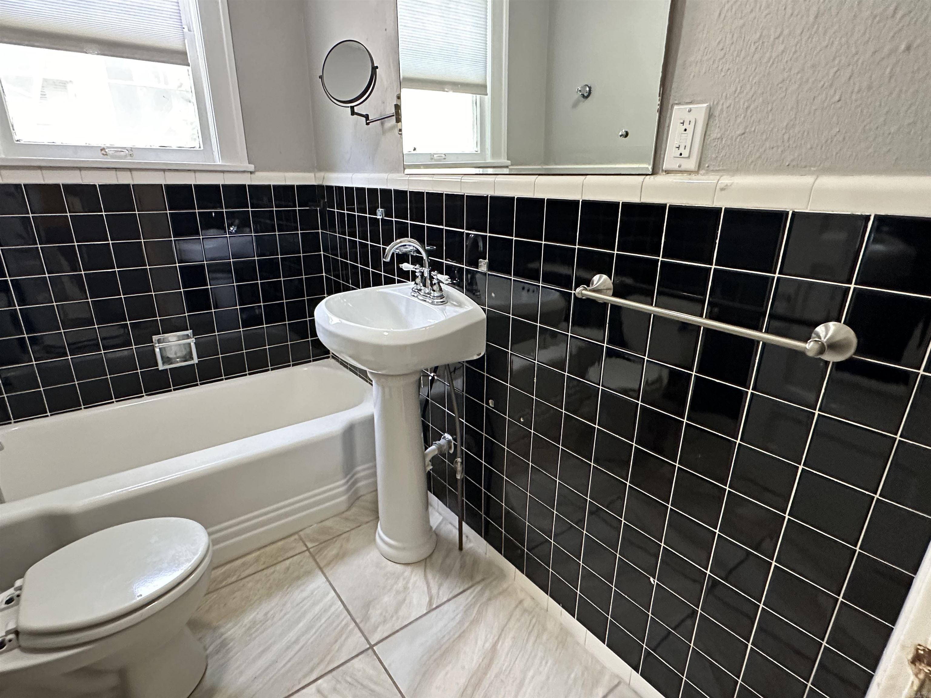 Fleming & Bradford - Residential Lease