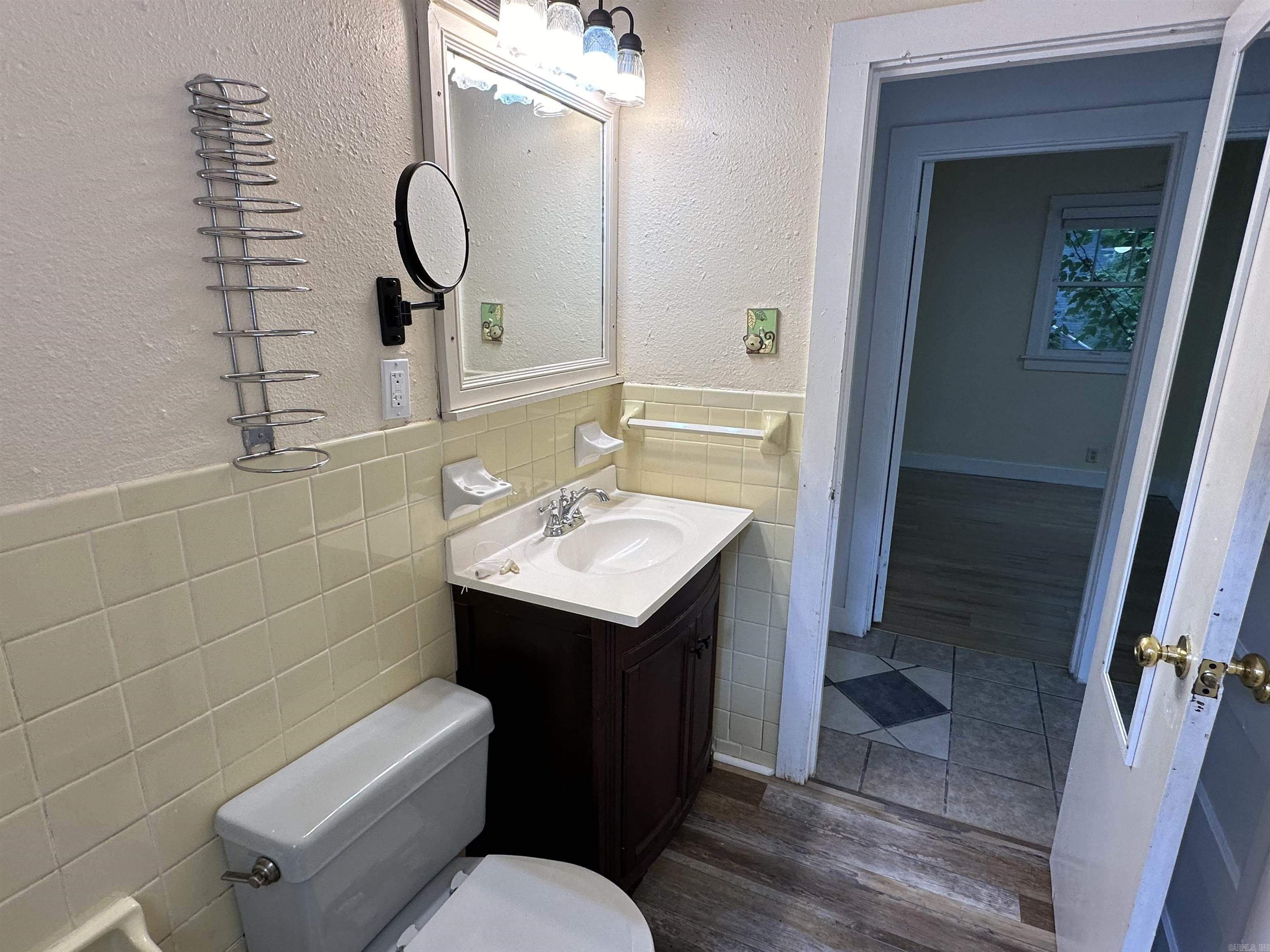 Fleming & Bradford - Residential Lease