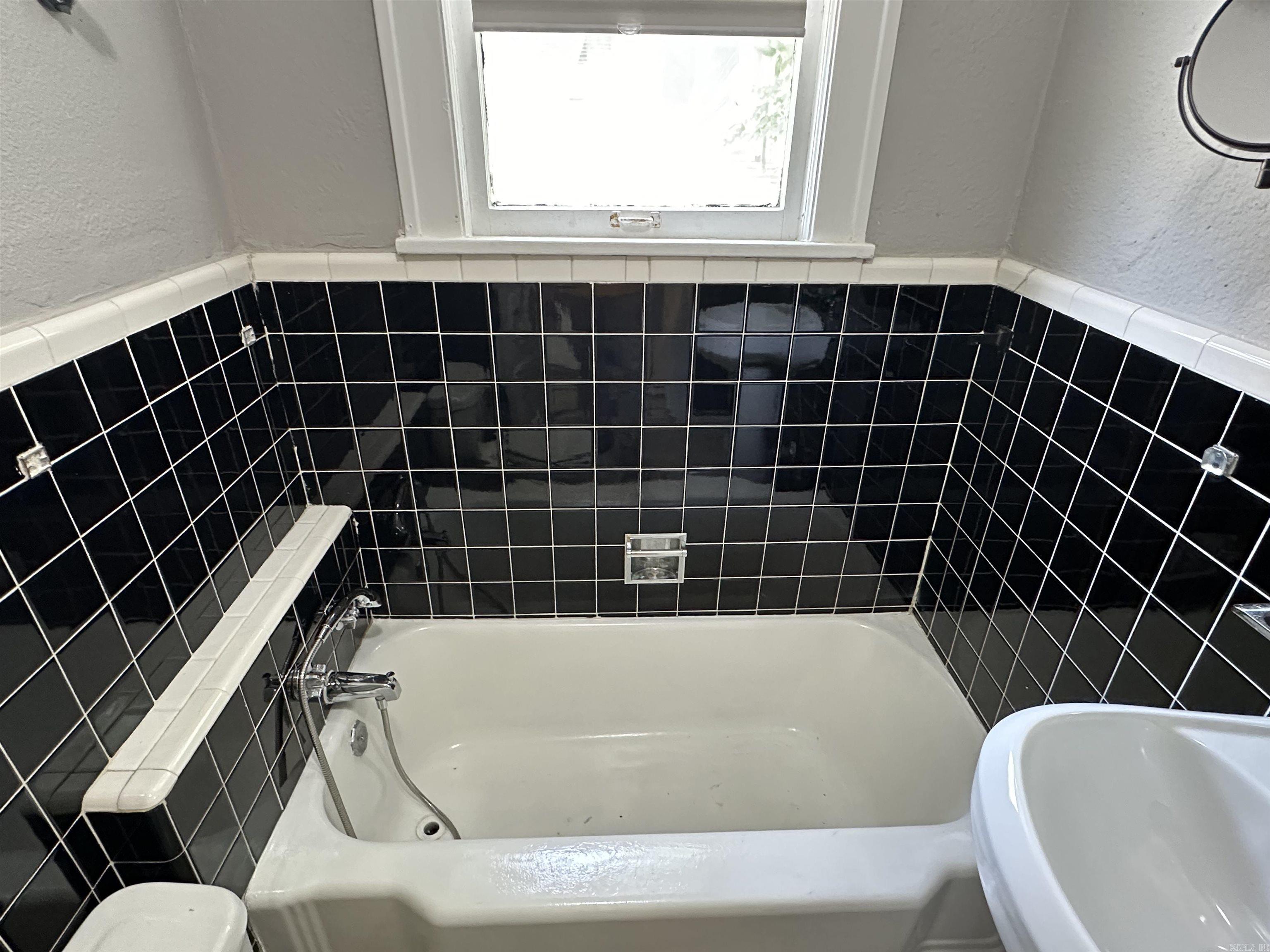 Fleming & Bradford - Residential Lease