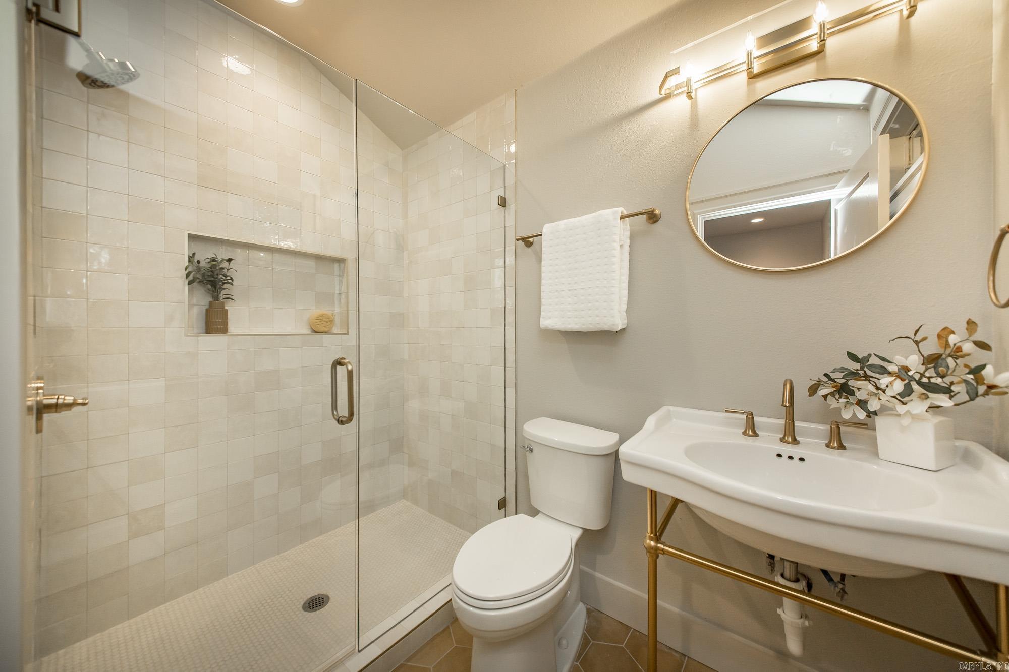 MIDLAND HILLS - Residential