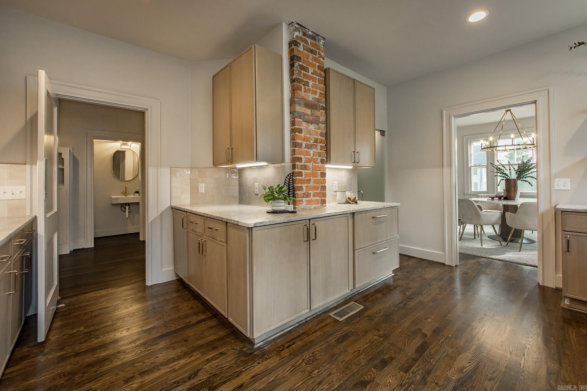 MIDLAND HILLS - Residential