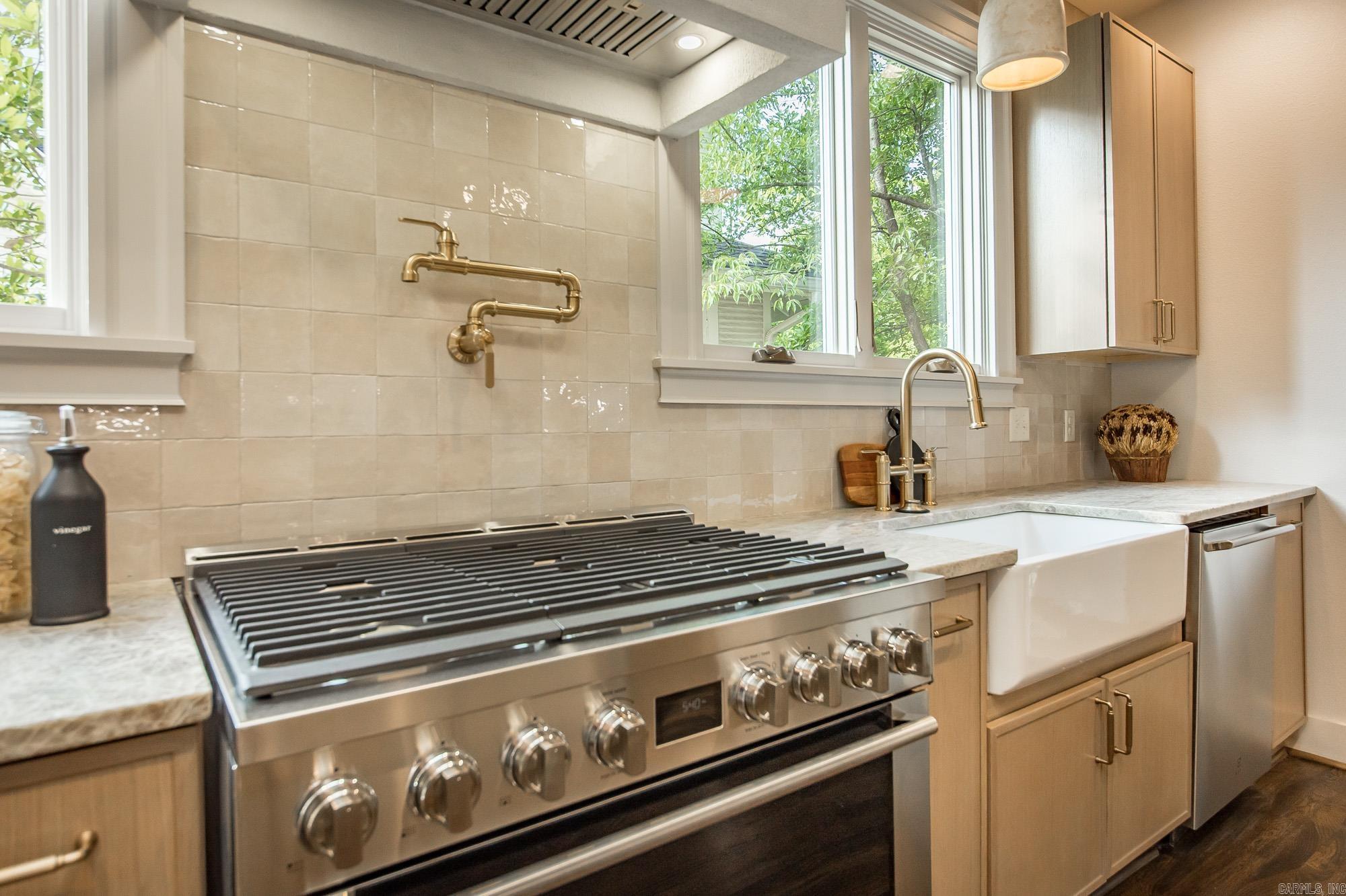 MIDLAND HILLS - Residential