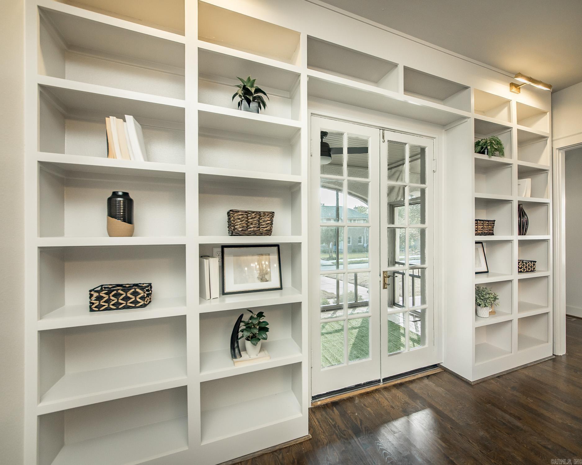 MIDLAND HILLS - Residential