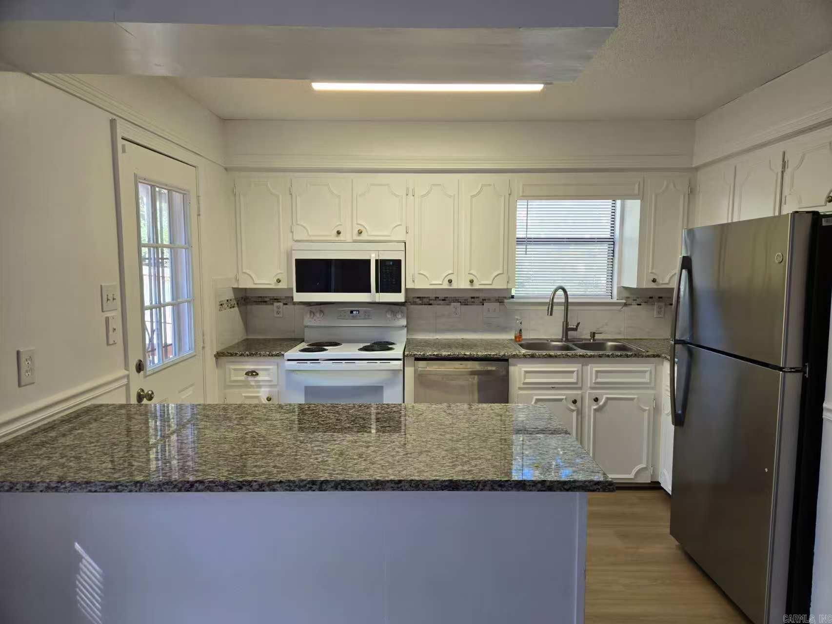 Pleasant View - Residential Lease