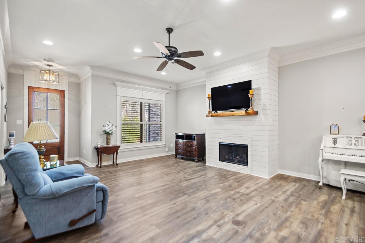 PARKSIDE ADDITION - Residential