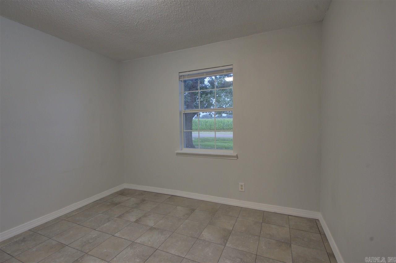 Garland Riverview - Residential Lease