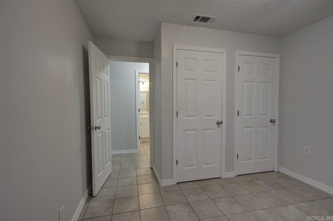 Garland Riverview - Residential Lease