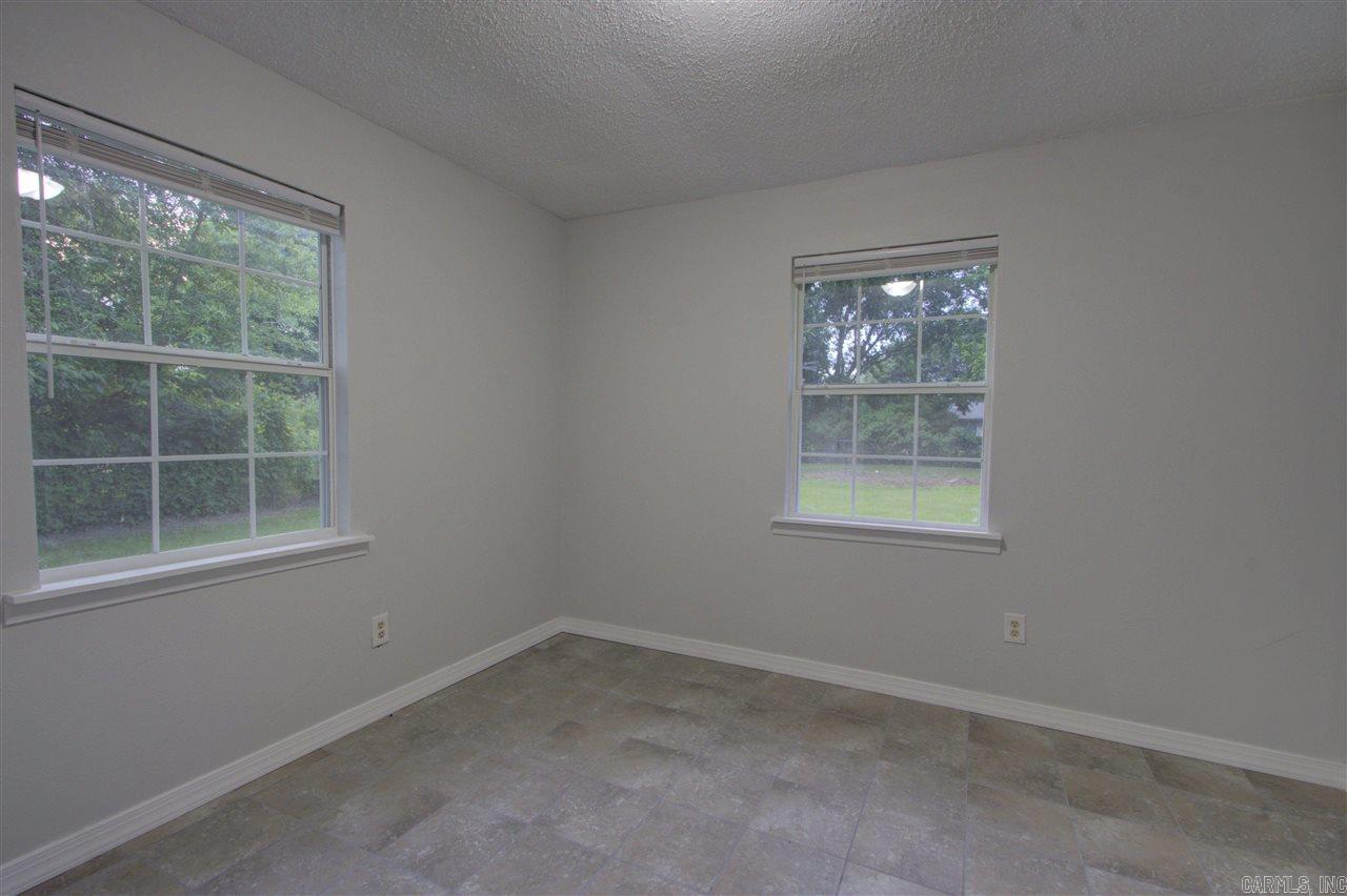 Garland Riverview - Residential Lease