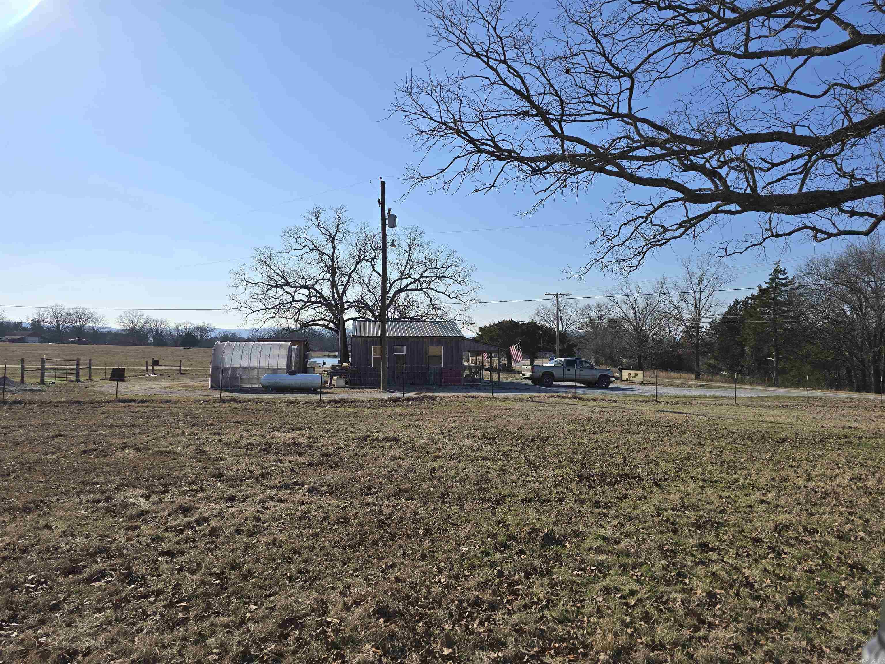 SOUTHSIDE M&B - Land