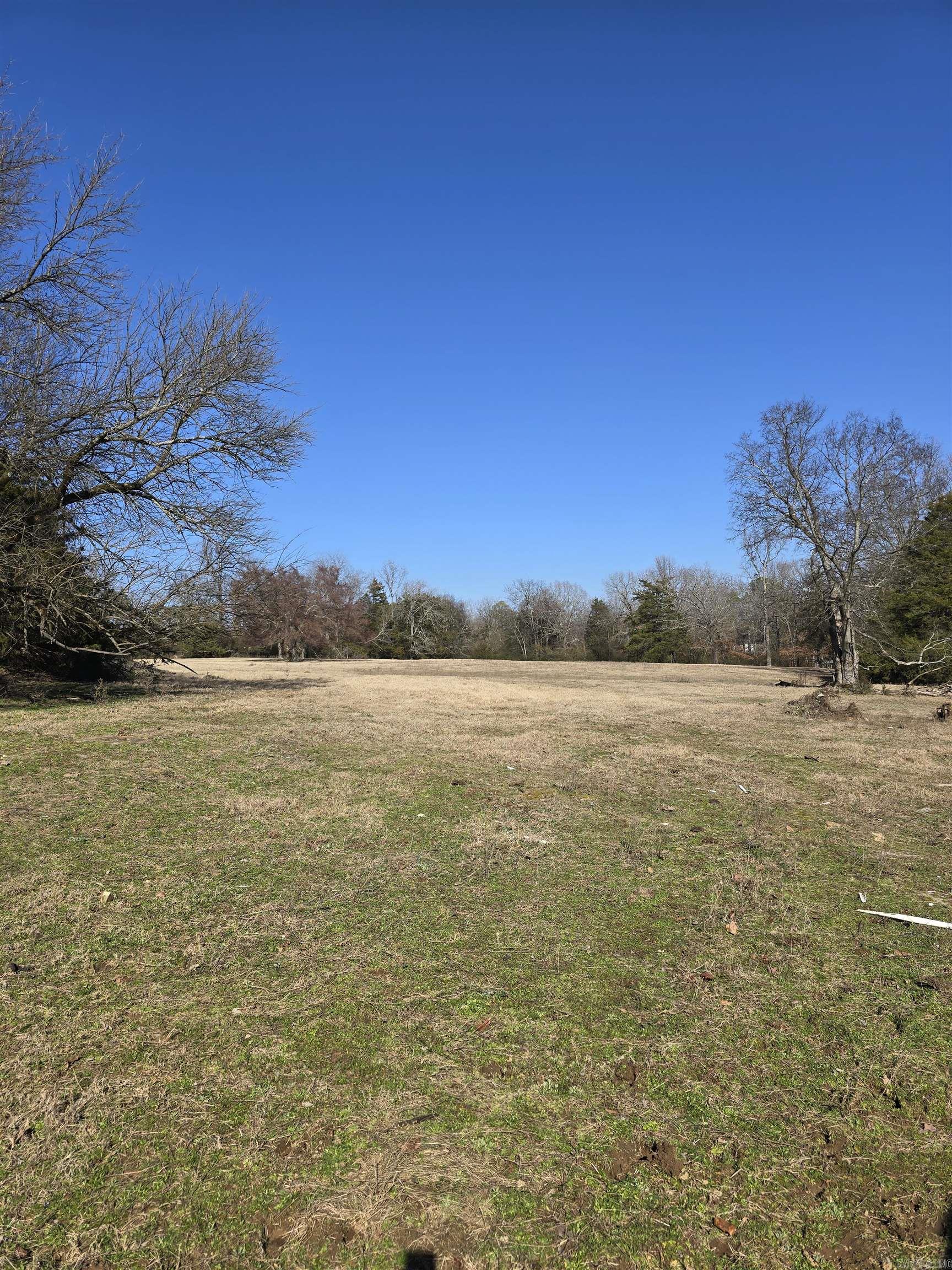 SOUTHSIDE M&B - Land