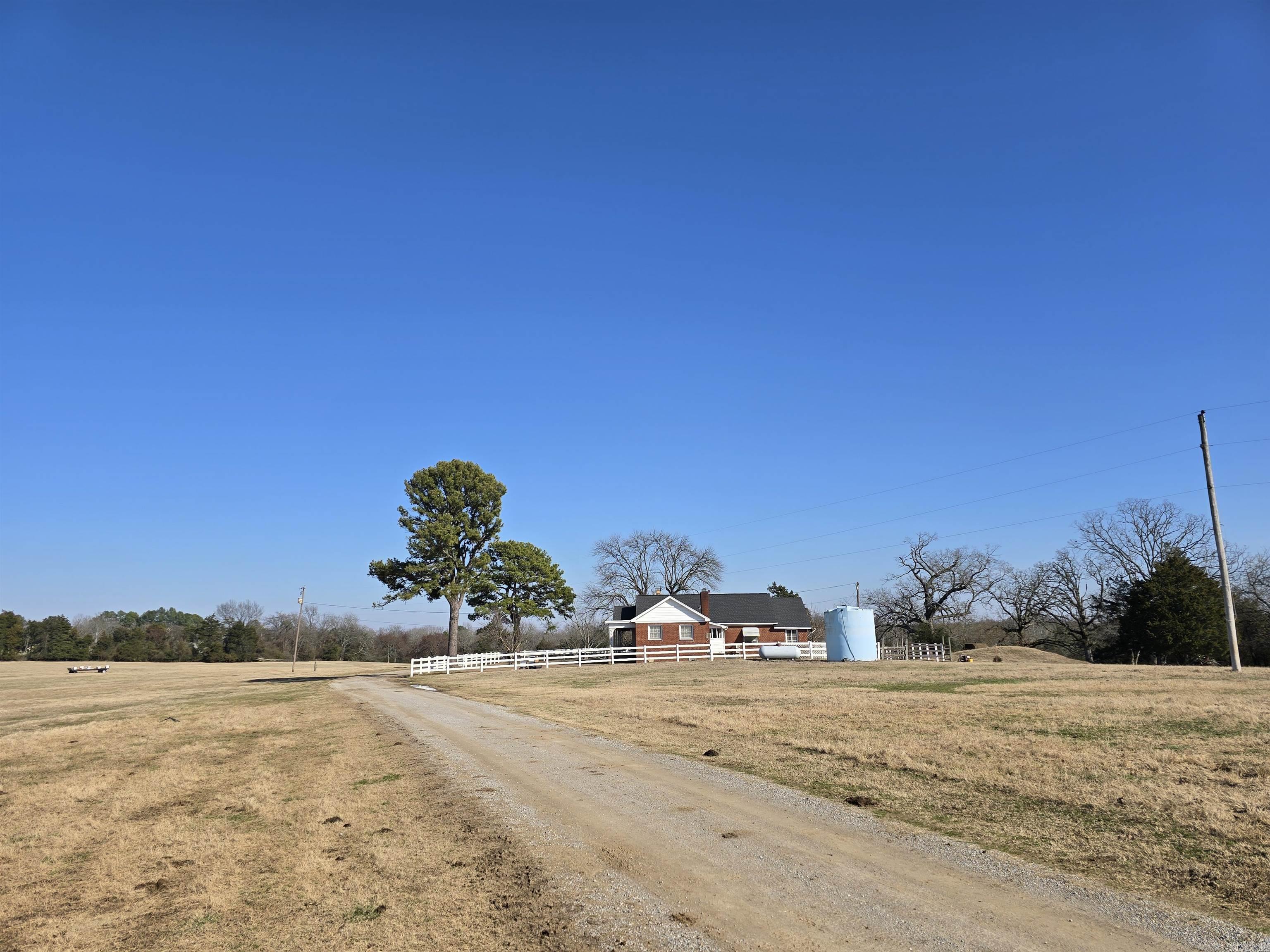 SOUTHSIDE M&B - Land