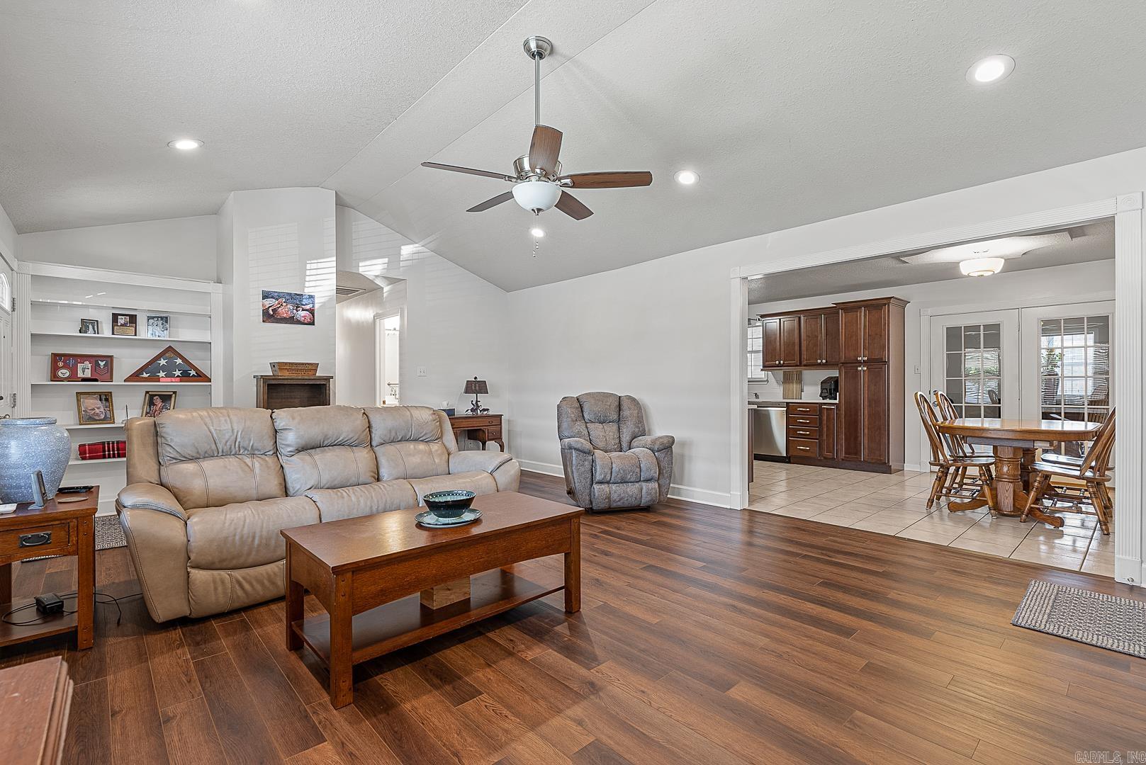 Quail Meadows 2nd - Residential