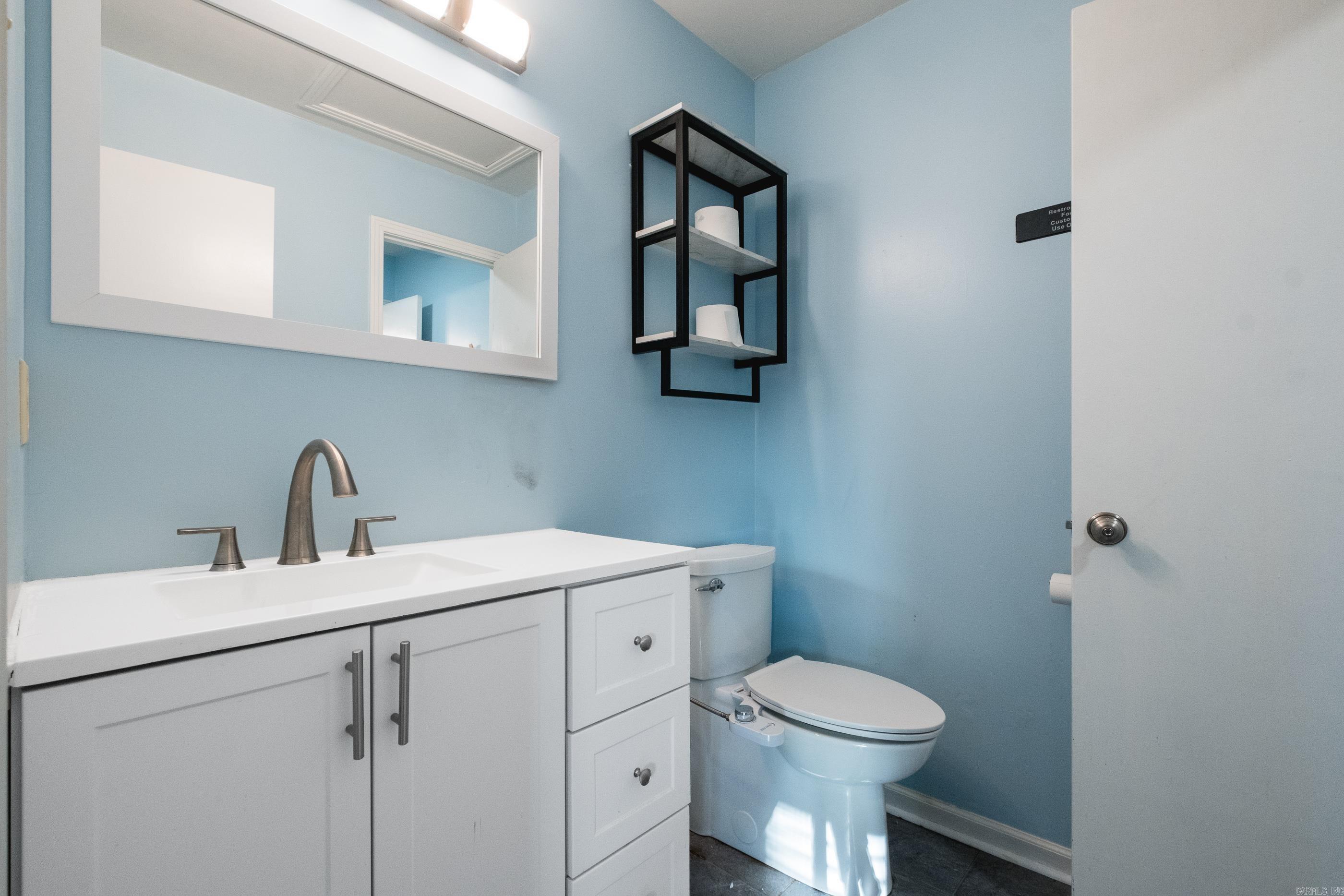 SPRING VALLEY MANOR - Residential