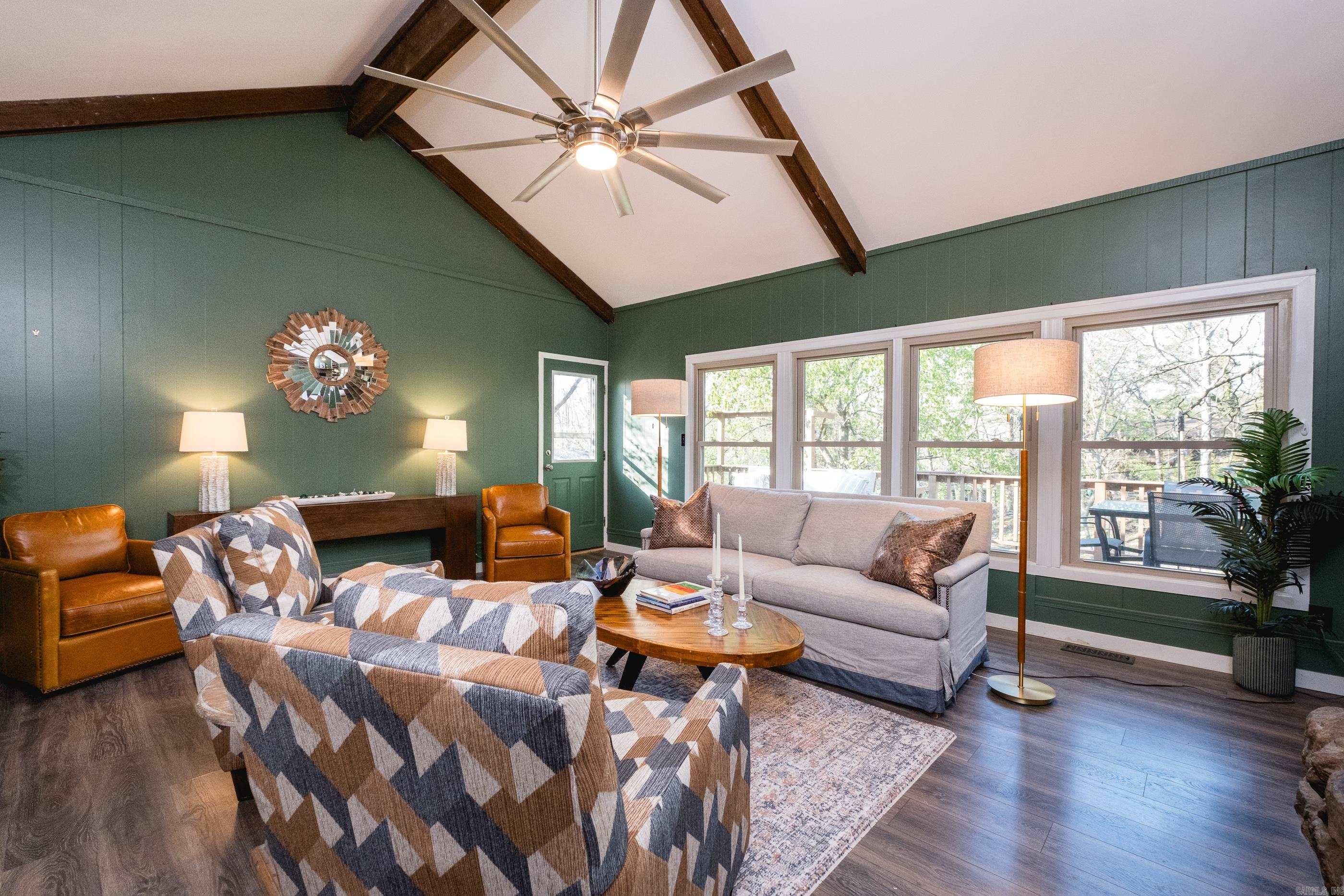 SPRING VALLEY MANOR - Residential