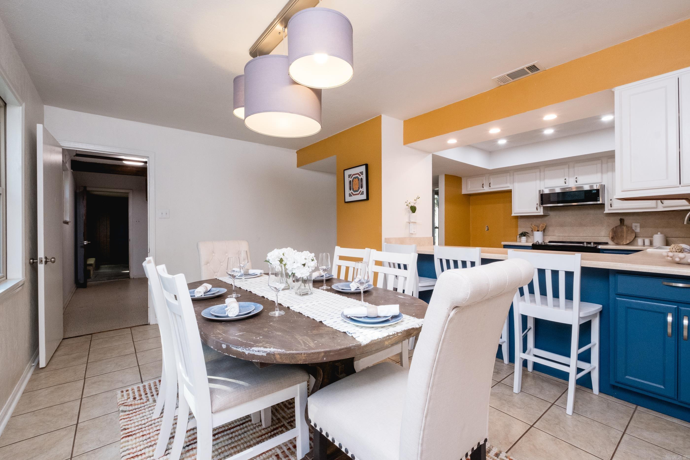 SPRING VALLEY MANOR - Residential