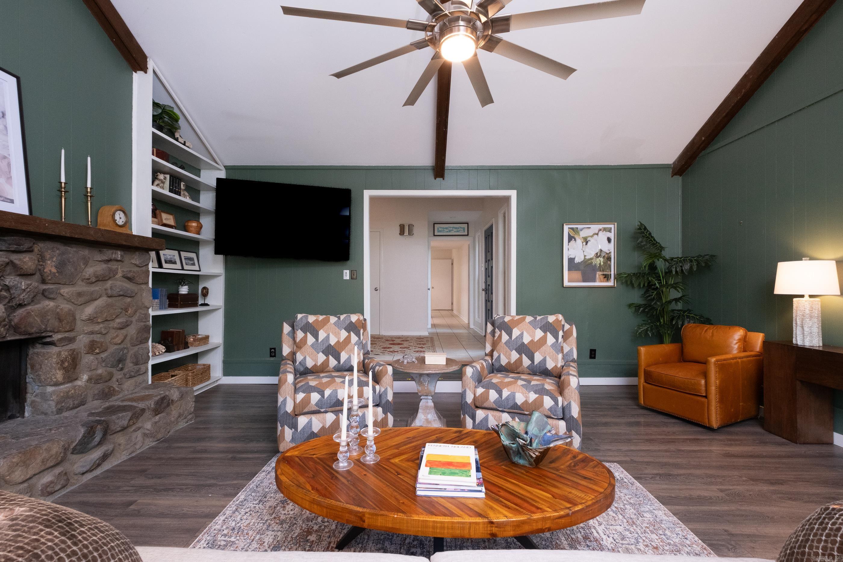 SPRING VALLEY MANOR - Residential