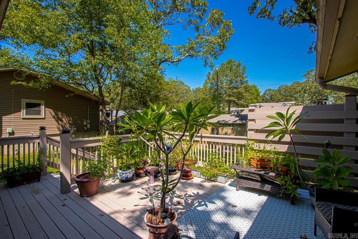 INDIAN HILLS - Residential