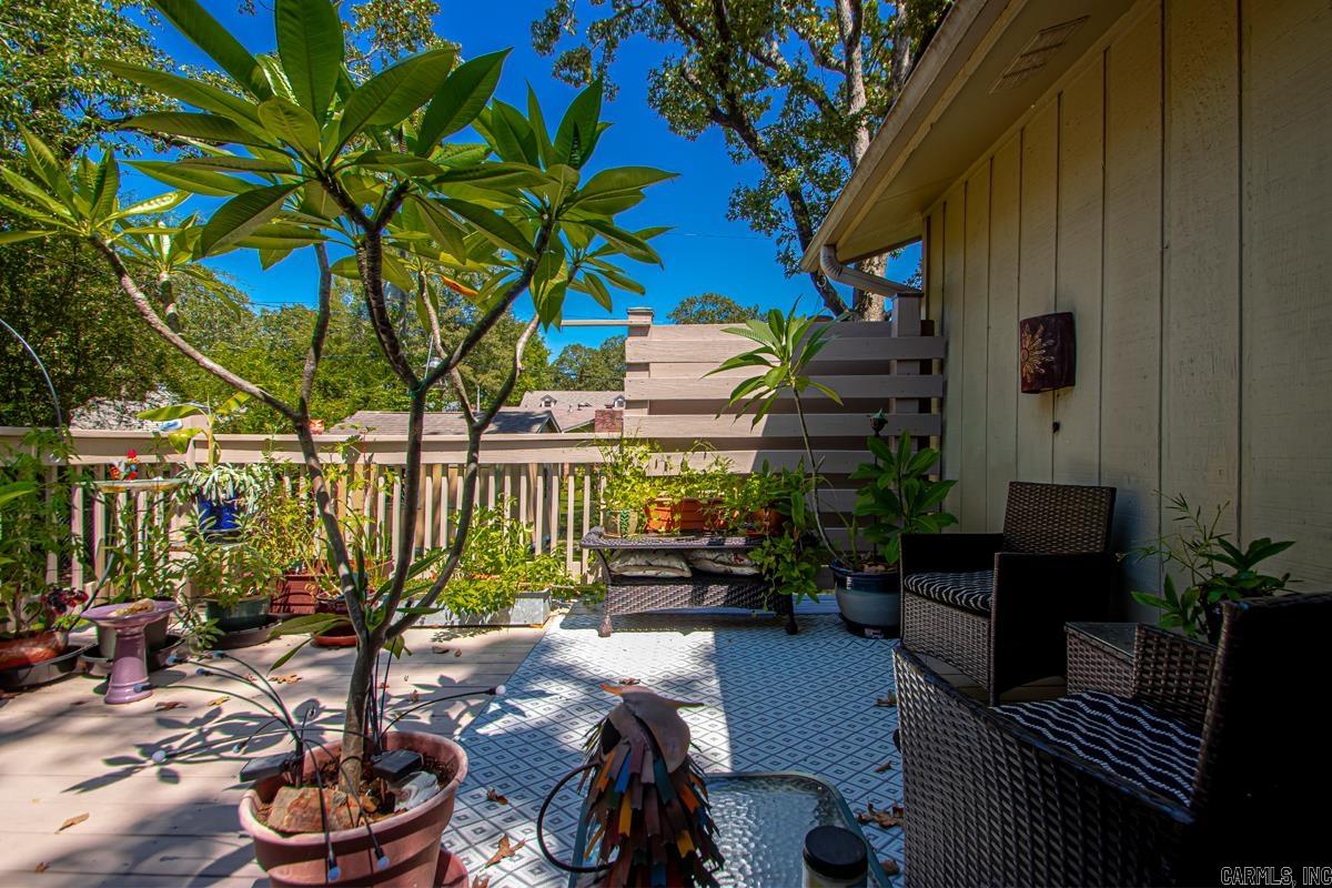 INDIAN HILLS - Residential