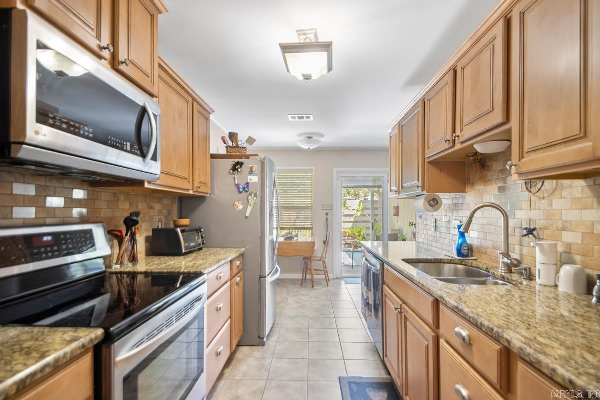 INDIAN HILLS - Residential