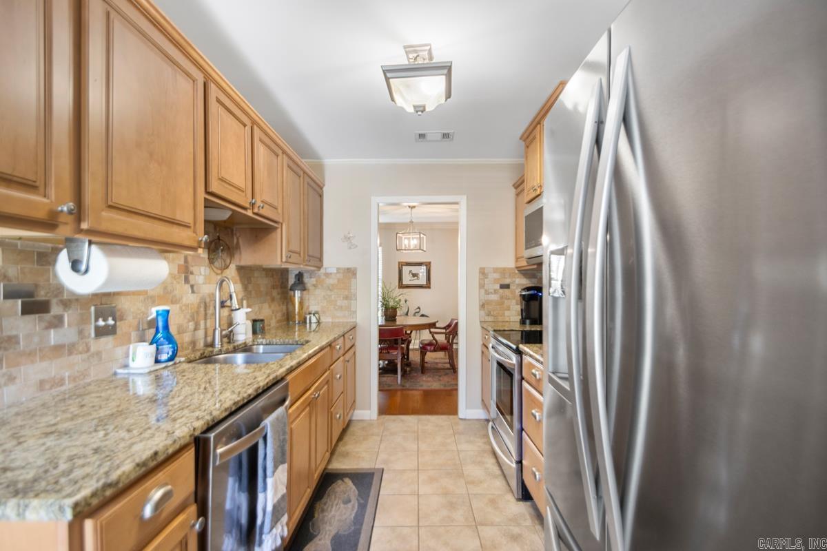 INDIAN HILLS - Residential