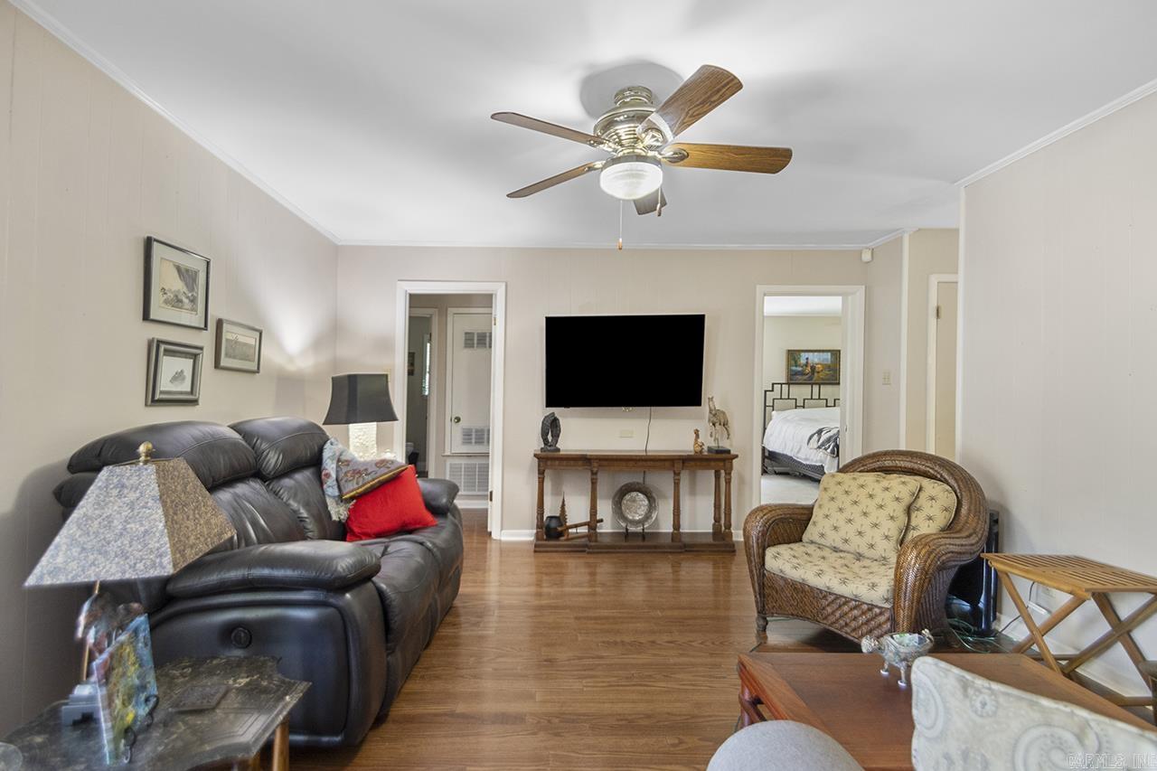 INDIAN HILLS - Residential