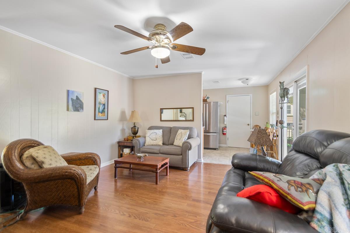 INDIAN HILLS - Residential