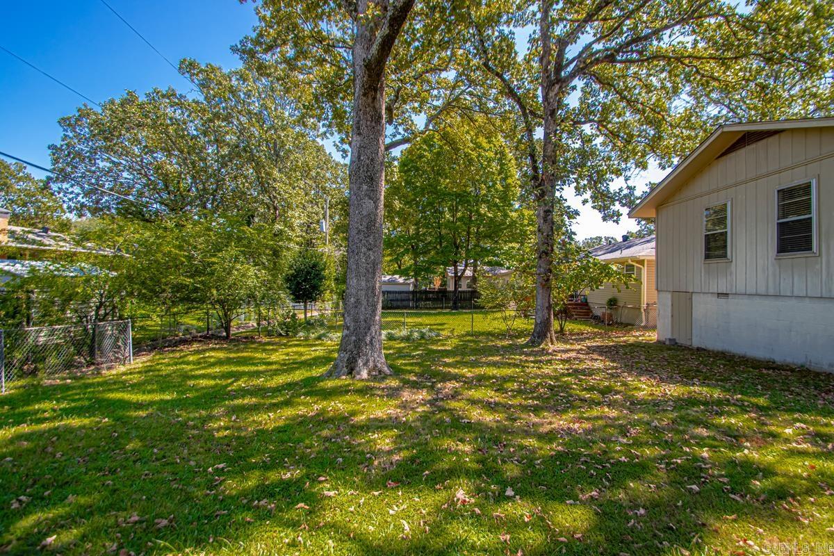 INDIAN HILLS - Residential