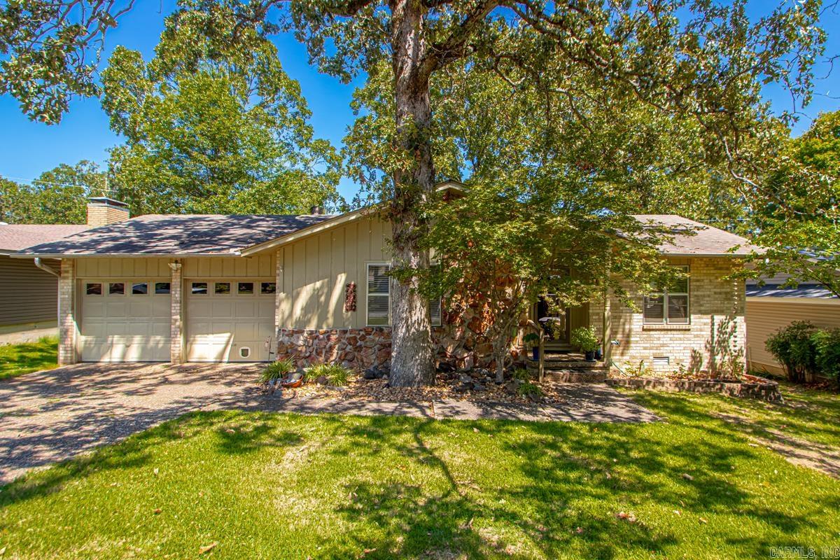 INDIAN HILLS - Residential