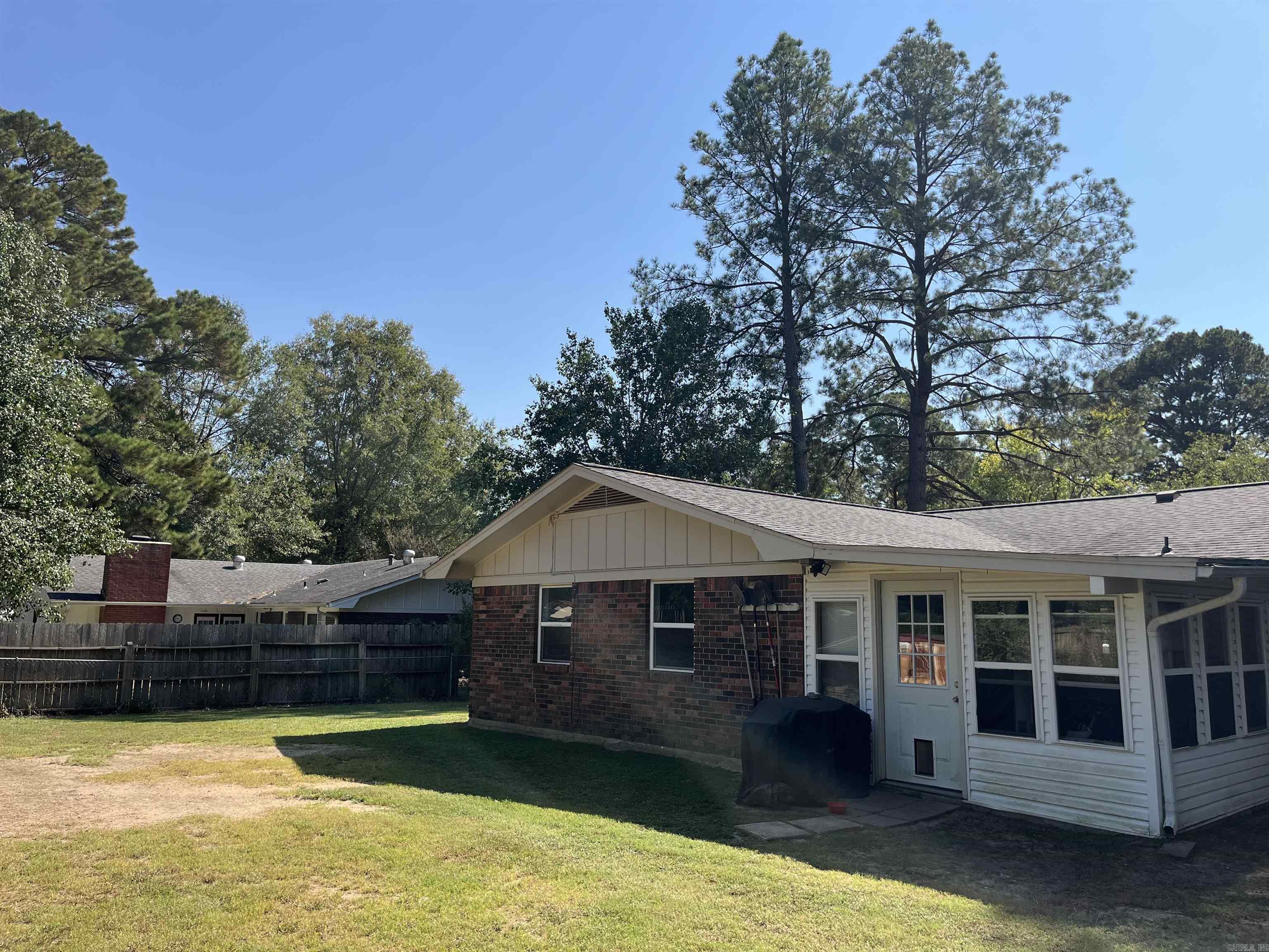 WESTERN PINES - Residential