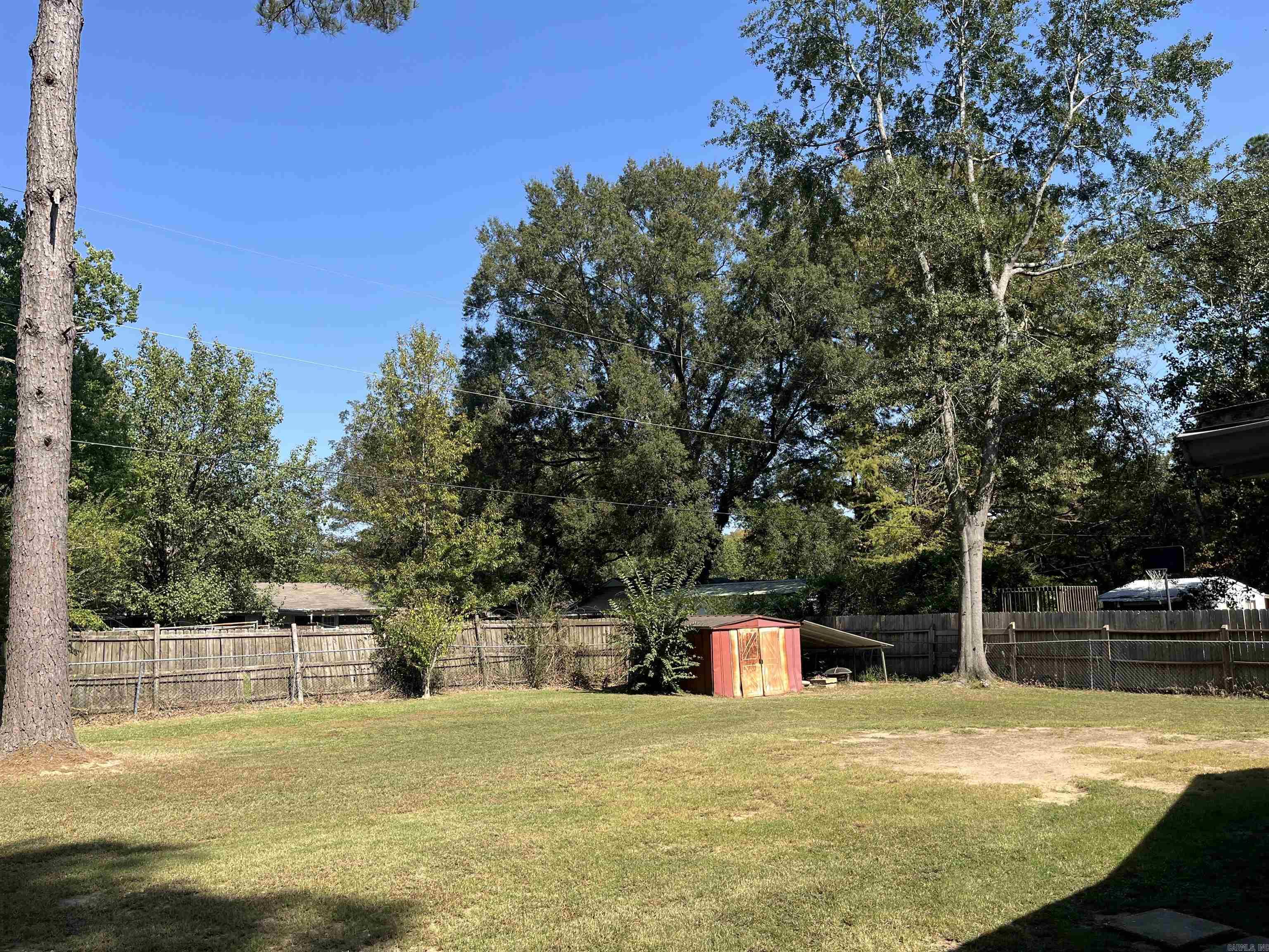 WESTERN PINES - Residential