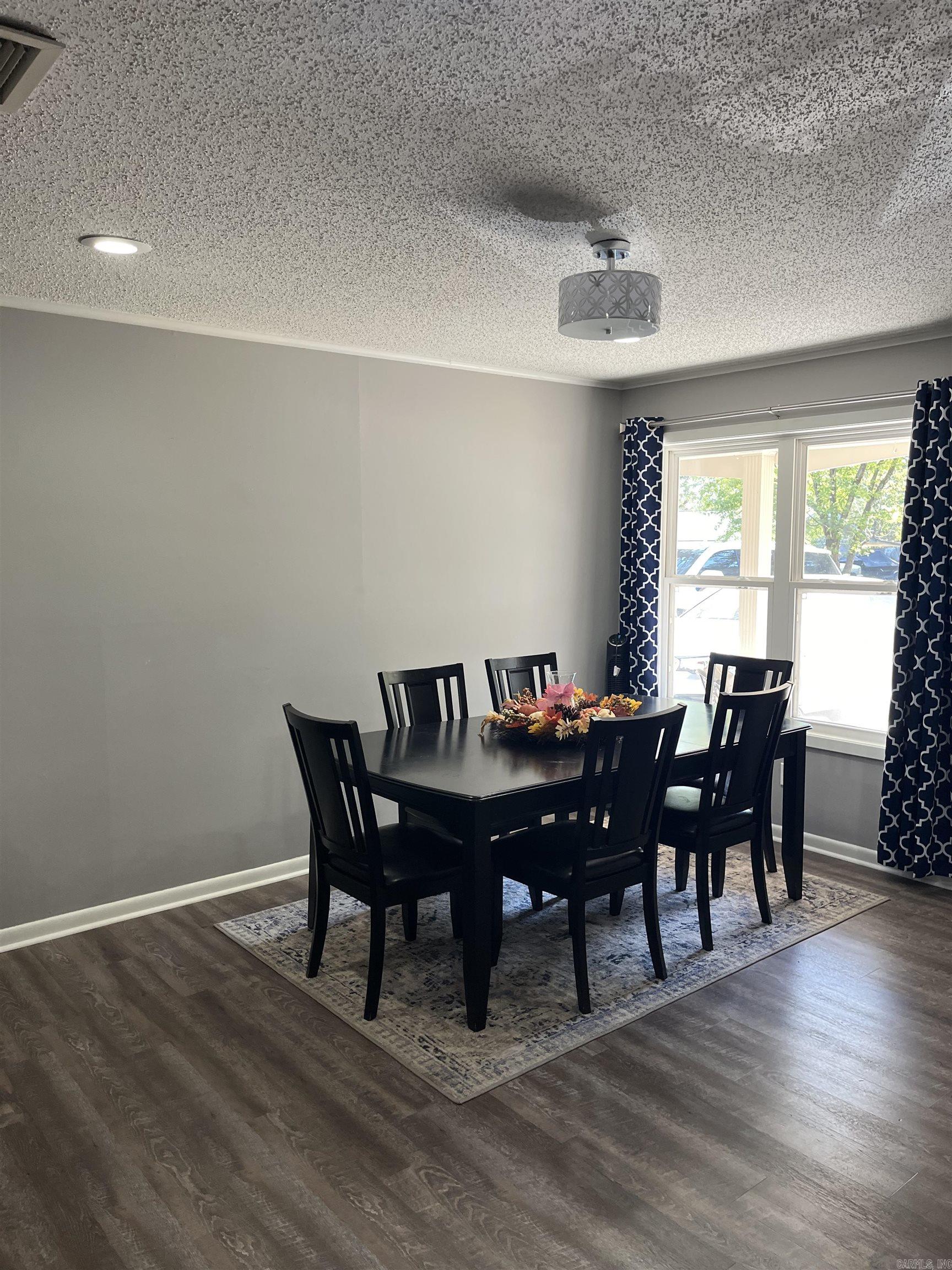 WESTERN PINES - Residential