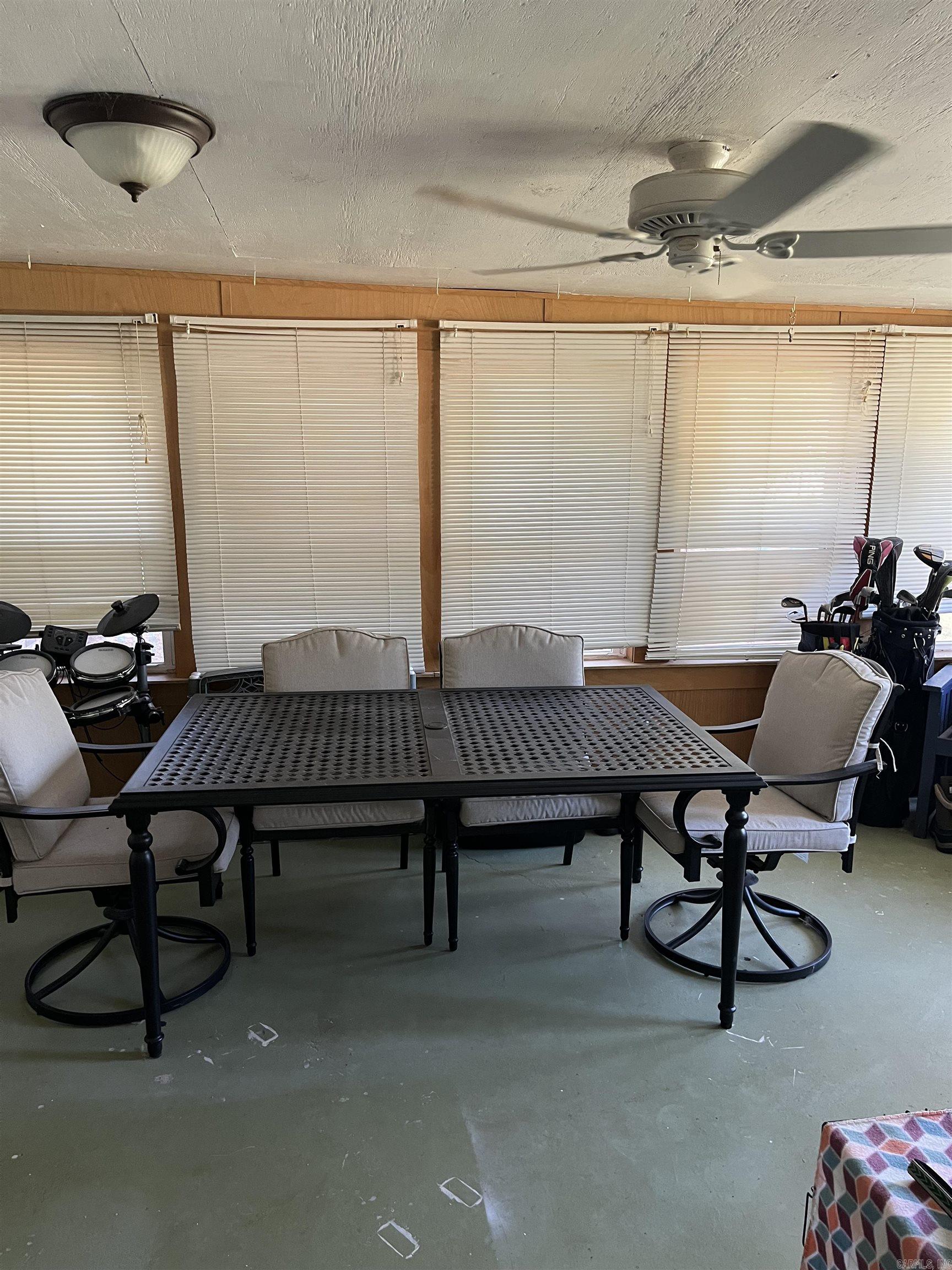 WESTERN PINES - Residential