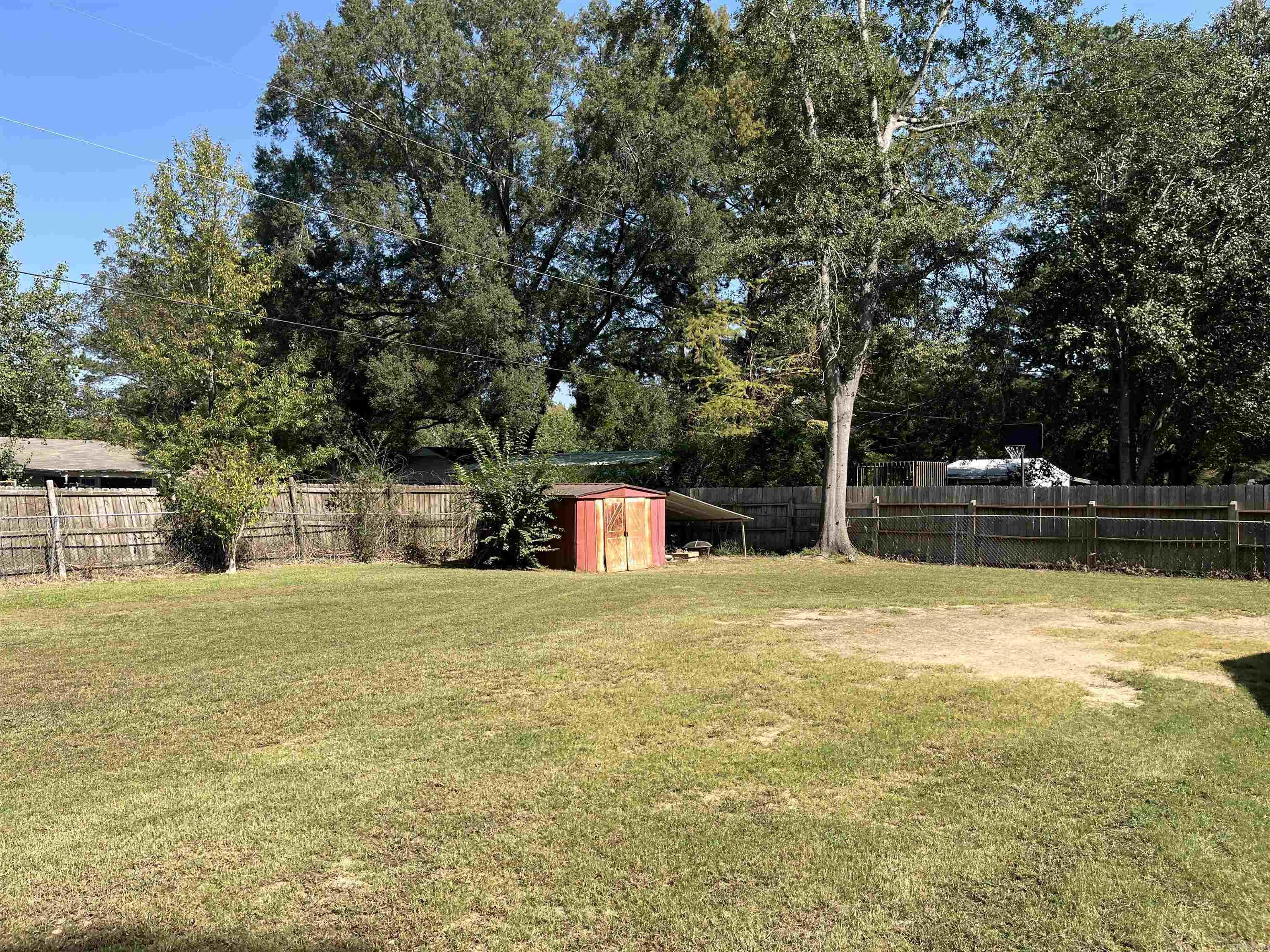 WESTERN PINES - Residential