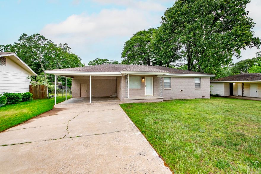 With a new roof and fresh paint inside and out this property would make a great investment or starter home. Located in the Maryland Terrace subdivision, 44 Wesley offers a large lot with a fully fenced and flat backyard as well as a nice patio perfect for enjoying time with family and friends. Inside you will find a nice living room and an eat-in kitchen/dining room with sliding doors to the backyard. Down the hallway there is a full bath and three bedrooms with the primary offering a private half bathroom. This home is a blank canvas waiting for you to make it your own, schedule a showing today! This home is being sold As-Is agents see remarks