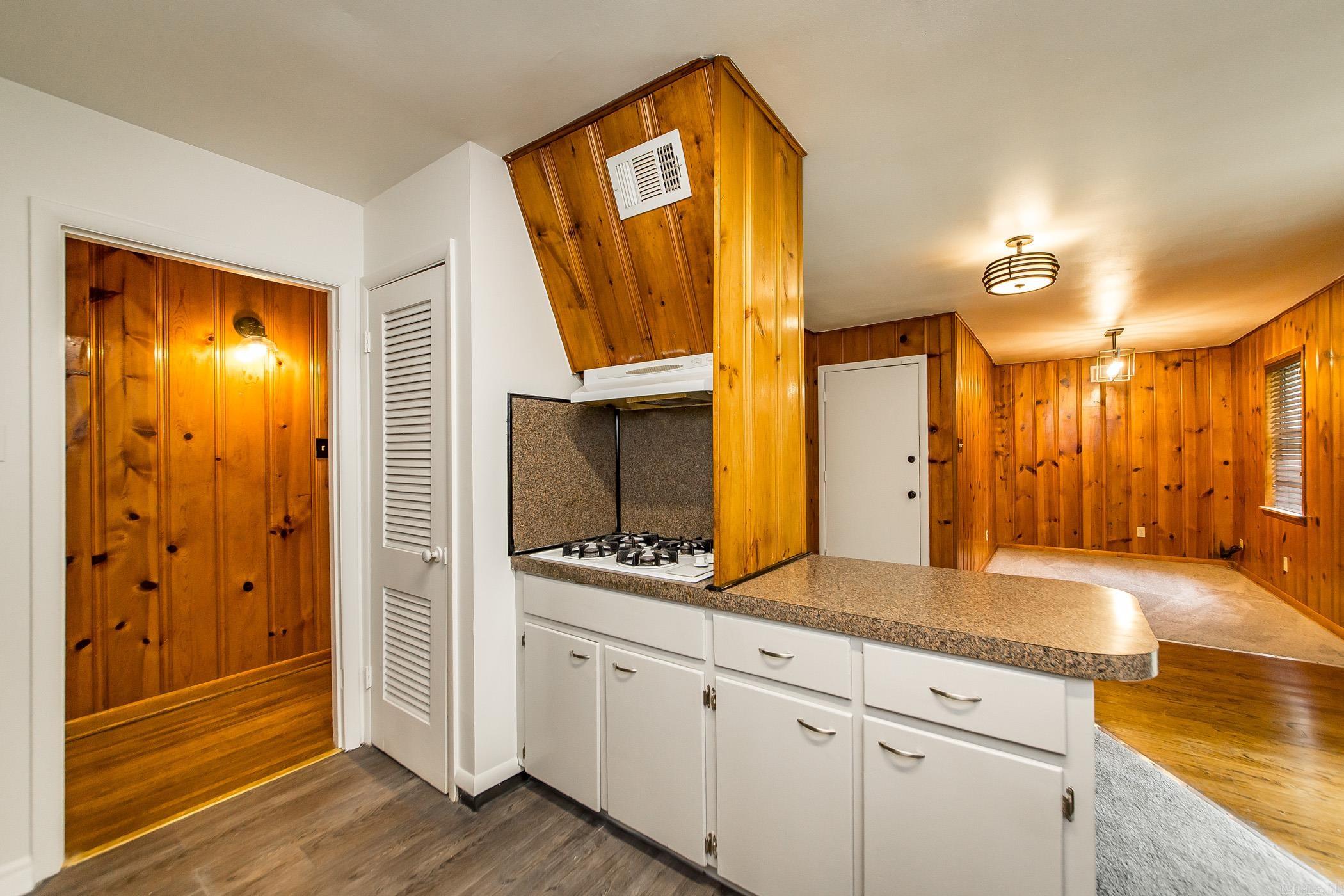 MARYLAND TERRACE - Residential