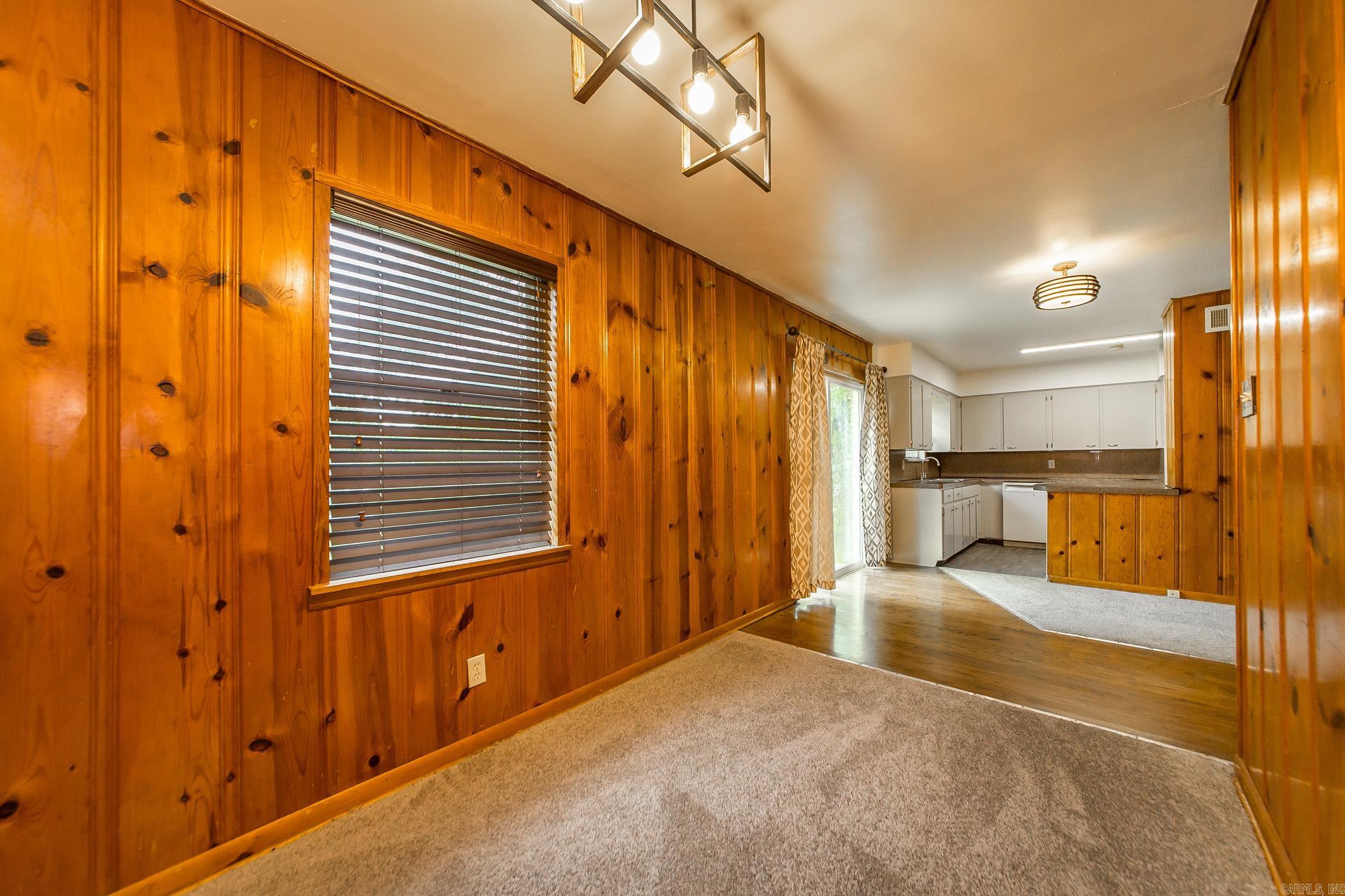 MARYLAND TERRACE - Residential