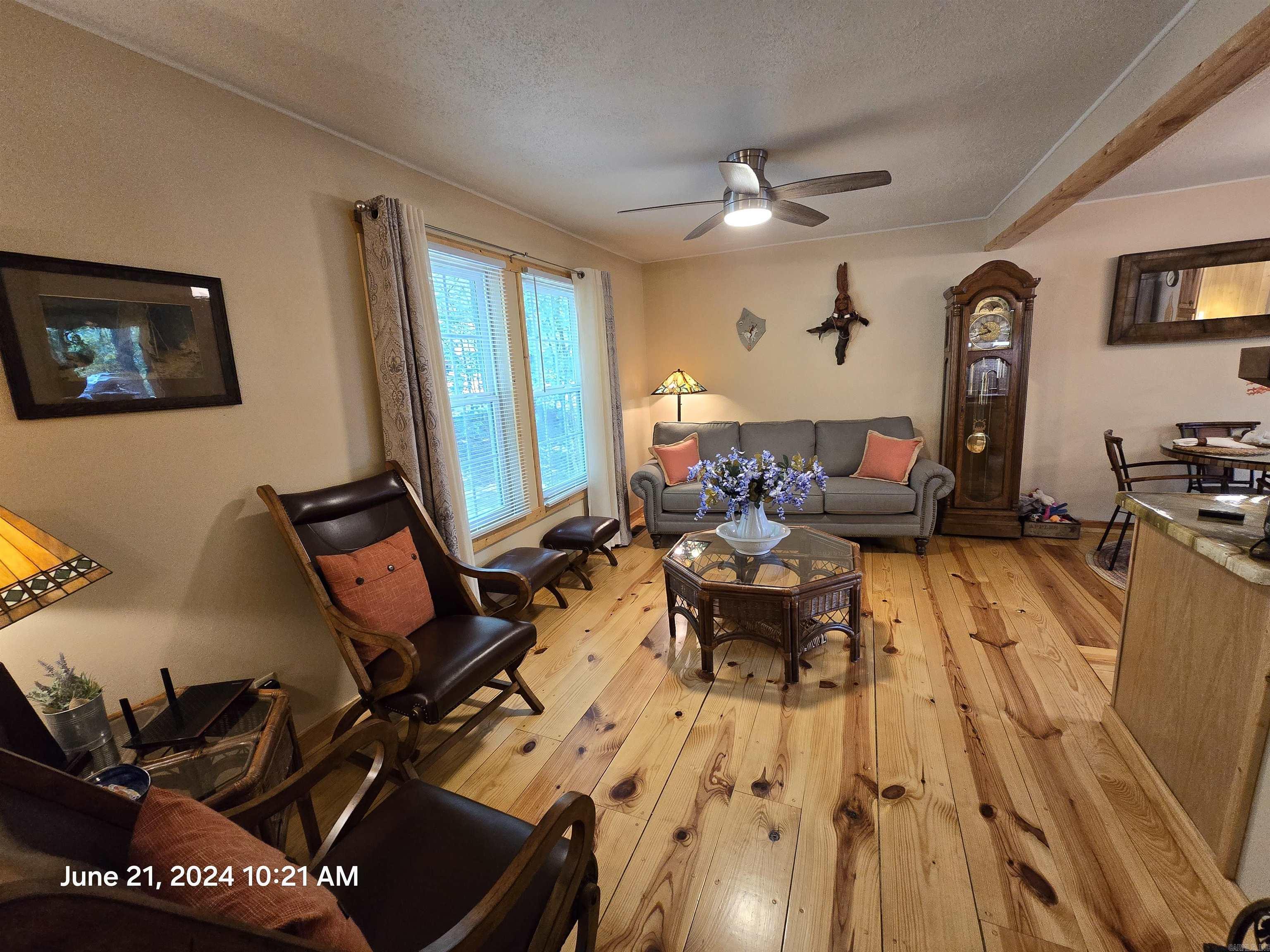 LAKEVIEW - Residential